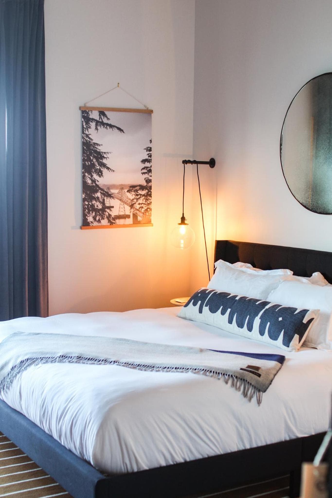 Bowline Hotel