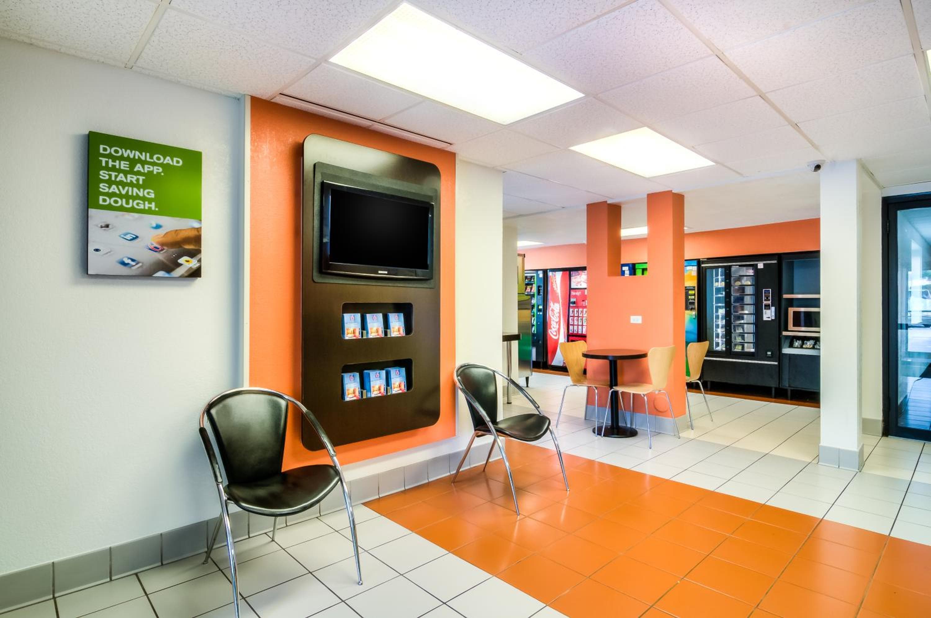 Motel 6-Arlington Heights, IL - Chicago North Central