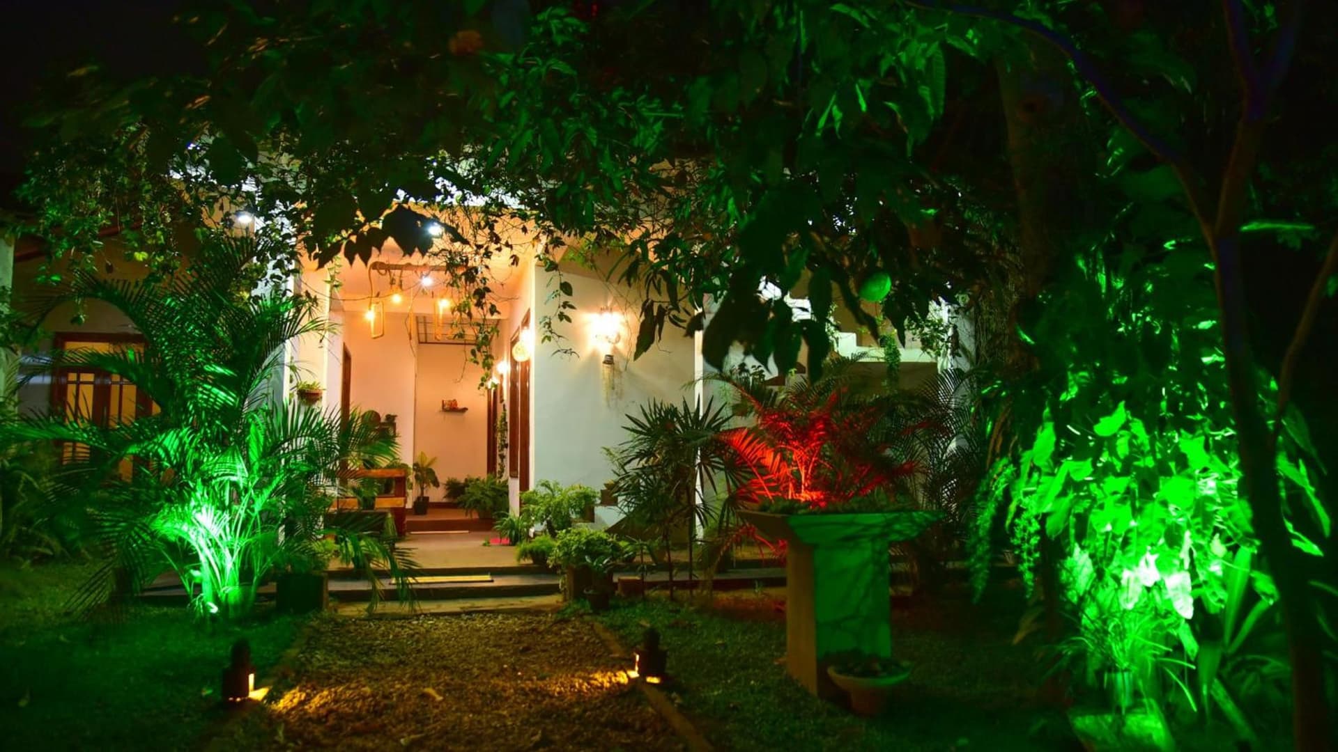 Menara Green Inn