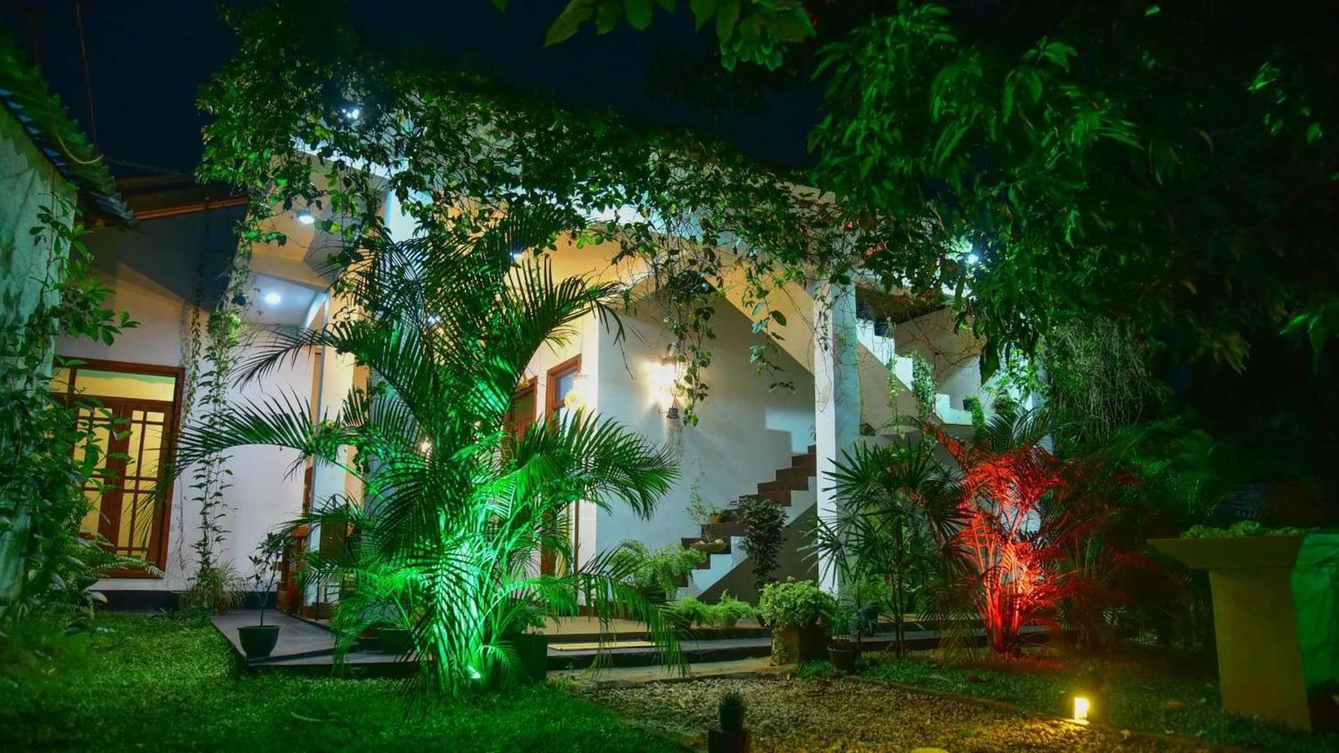Menara Green Inn