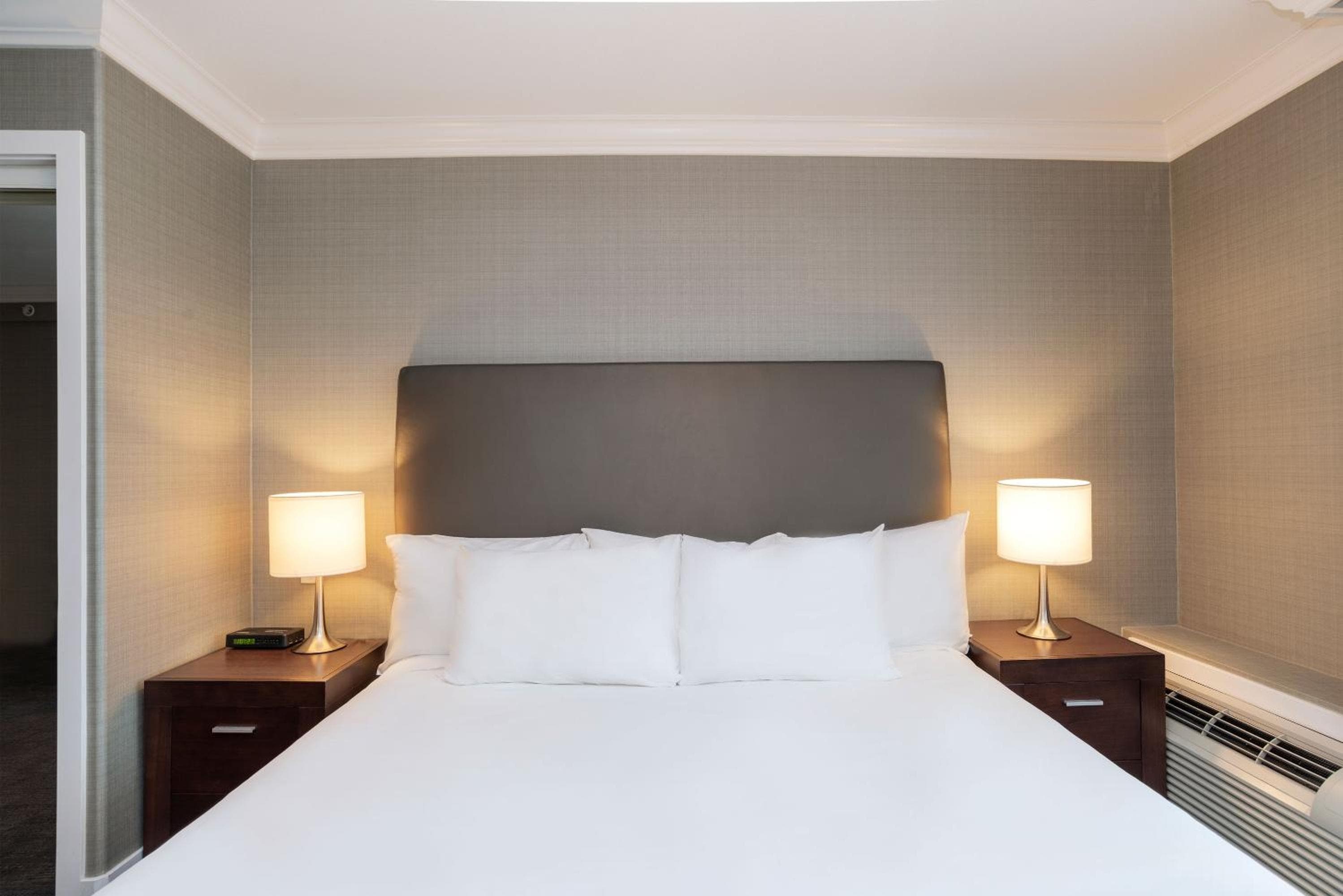 Sandman Hotel & Suites Vancouver Airport