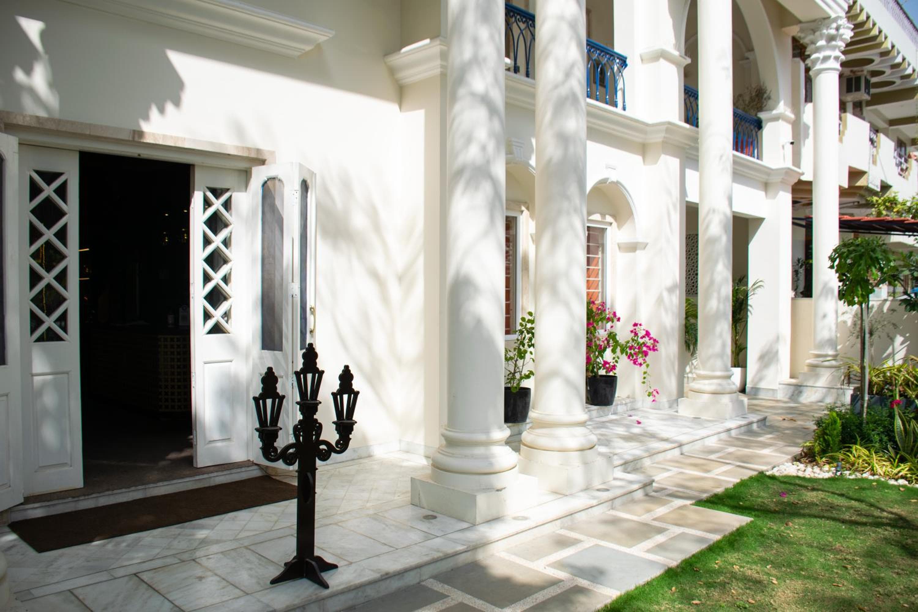 Dileep Kothi - A Royal Boutique Luxury Suites in Jaipur