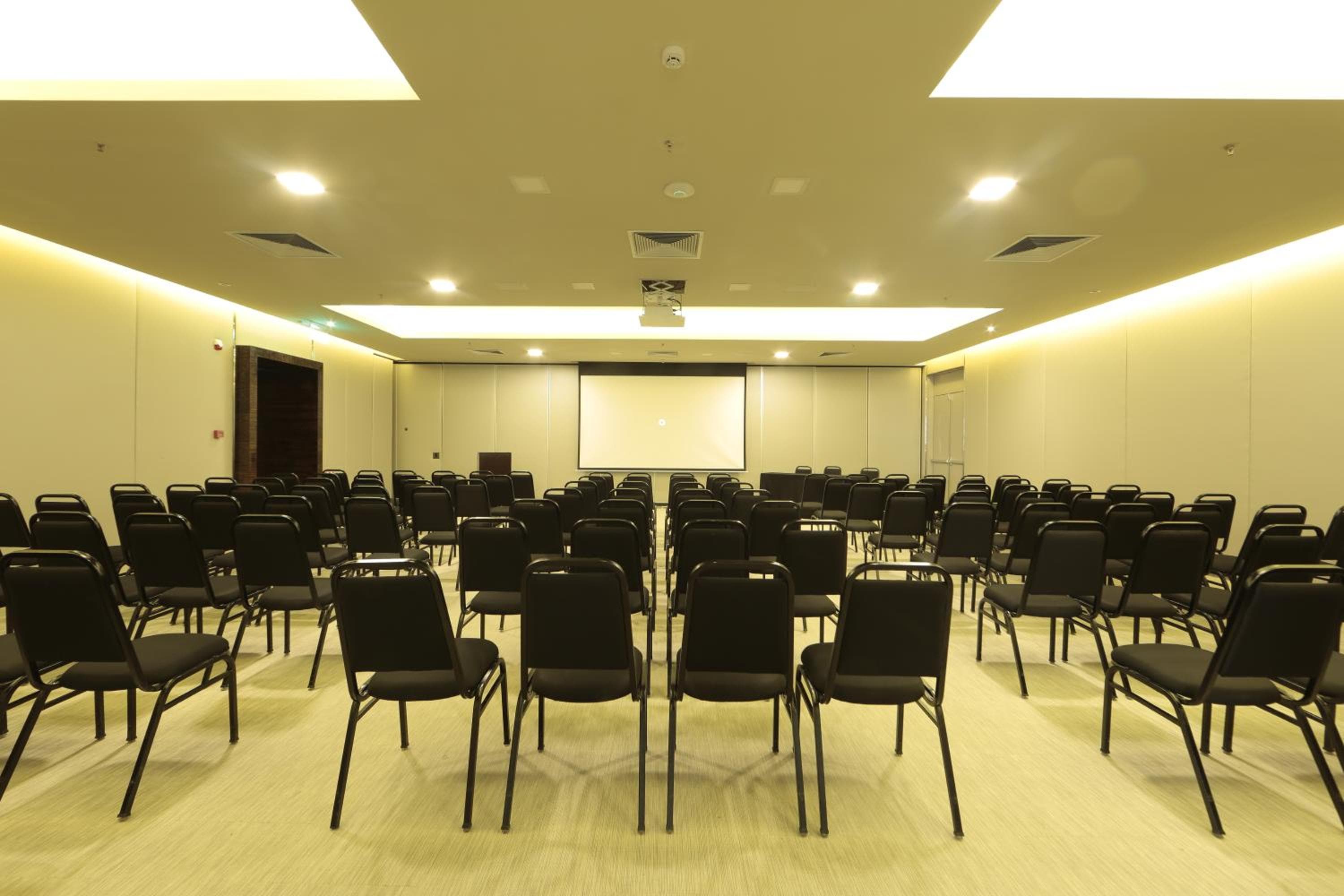 Crowne Plaza Asunción by IHG