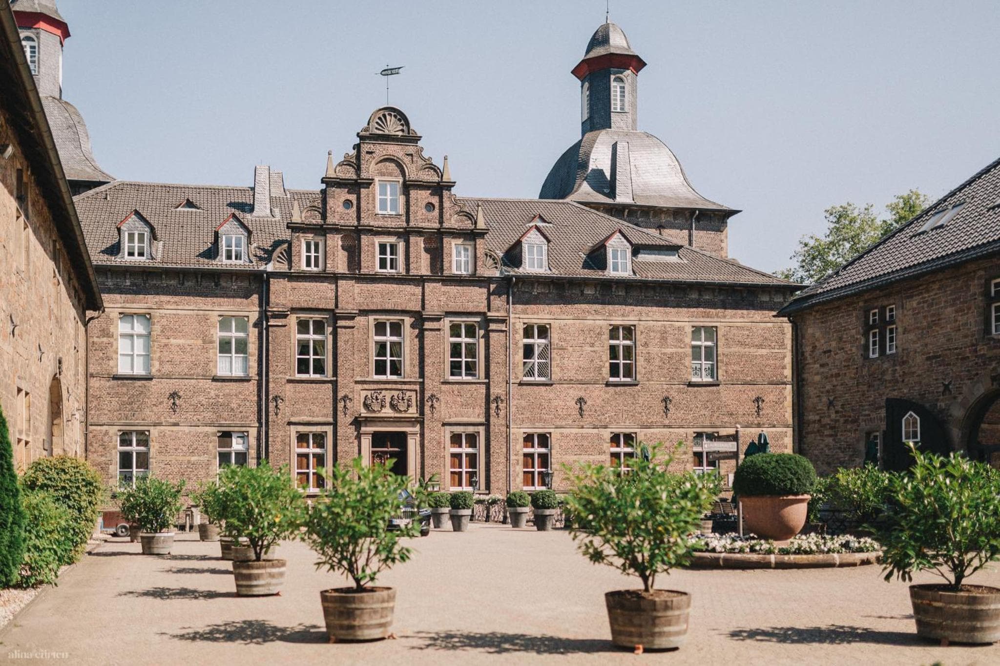 Schlosshotel Hugenpoet