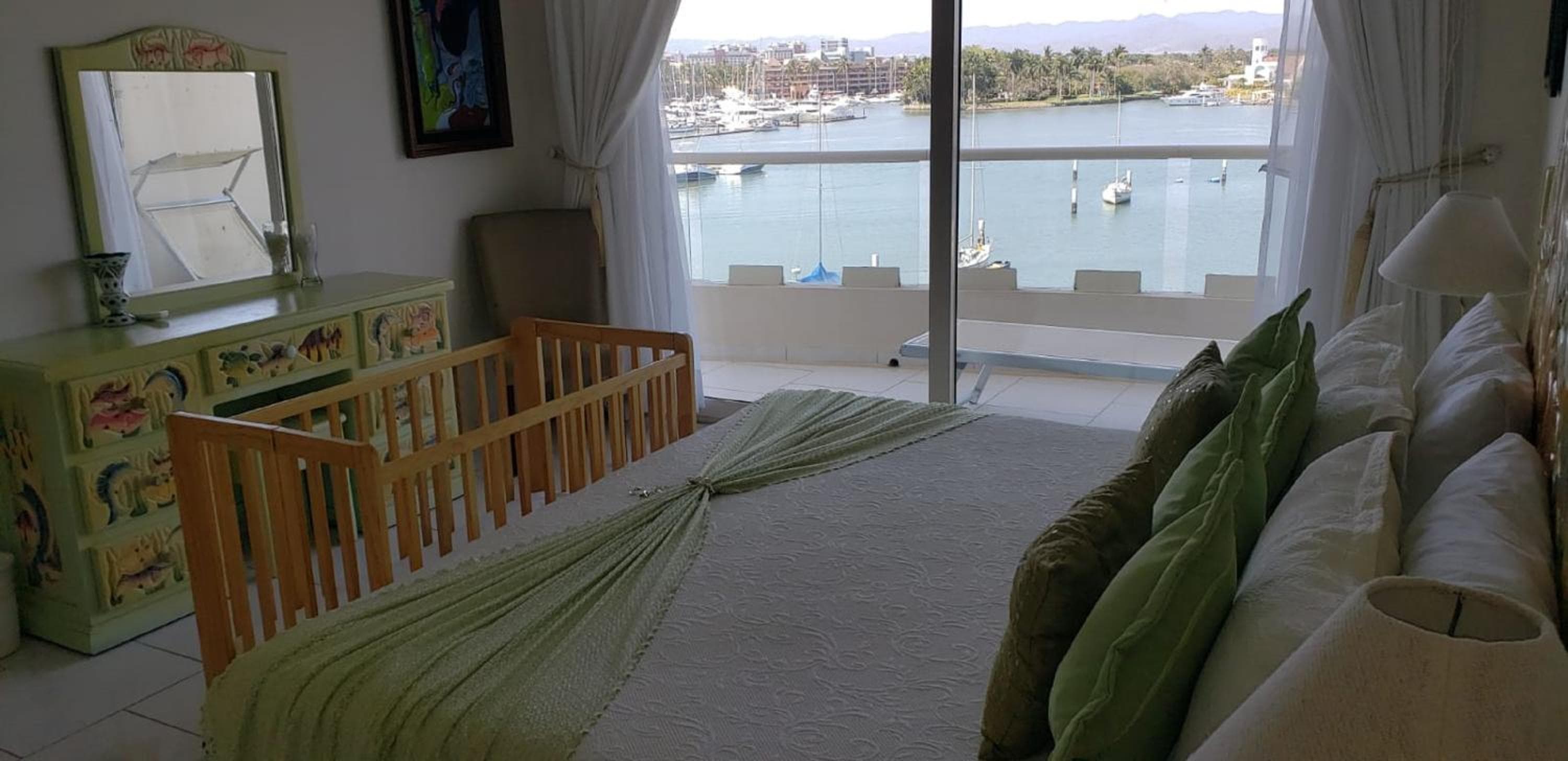 Marina Banderas Suites Hotel Boutique