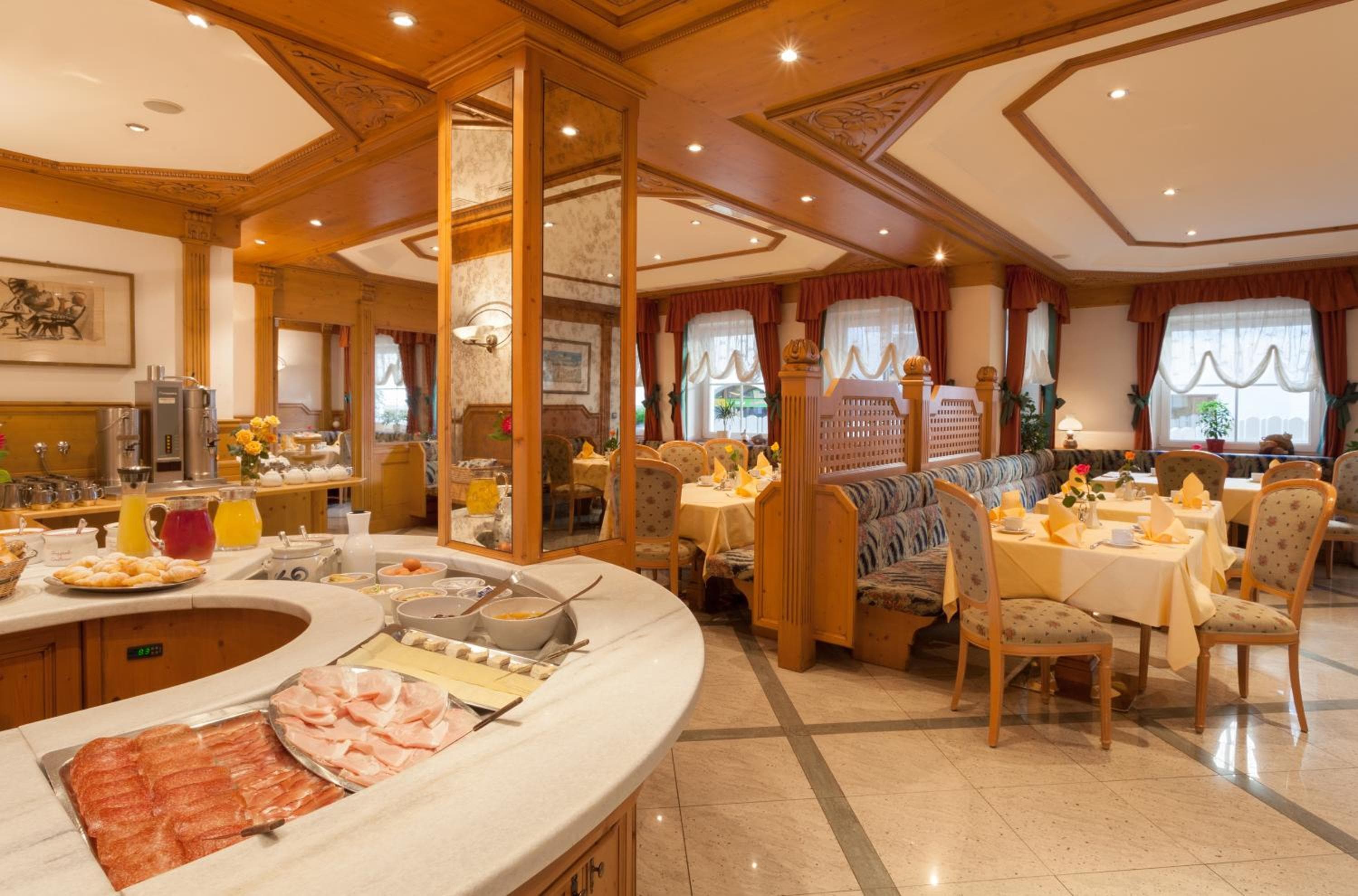 Hotel zum Wolf