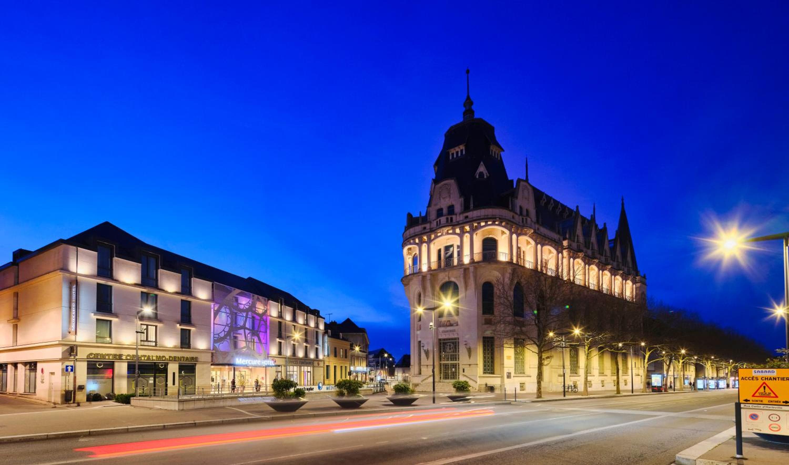 Mercure Chartres Centre Cathedrale