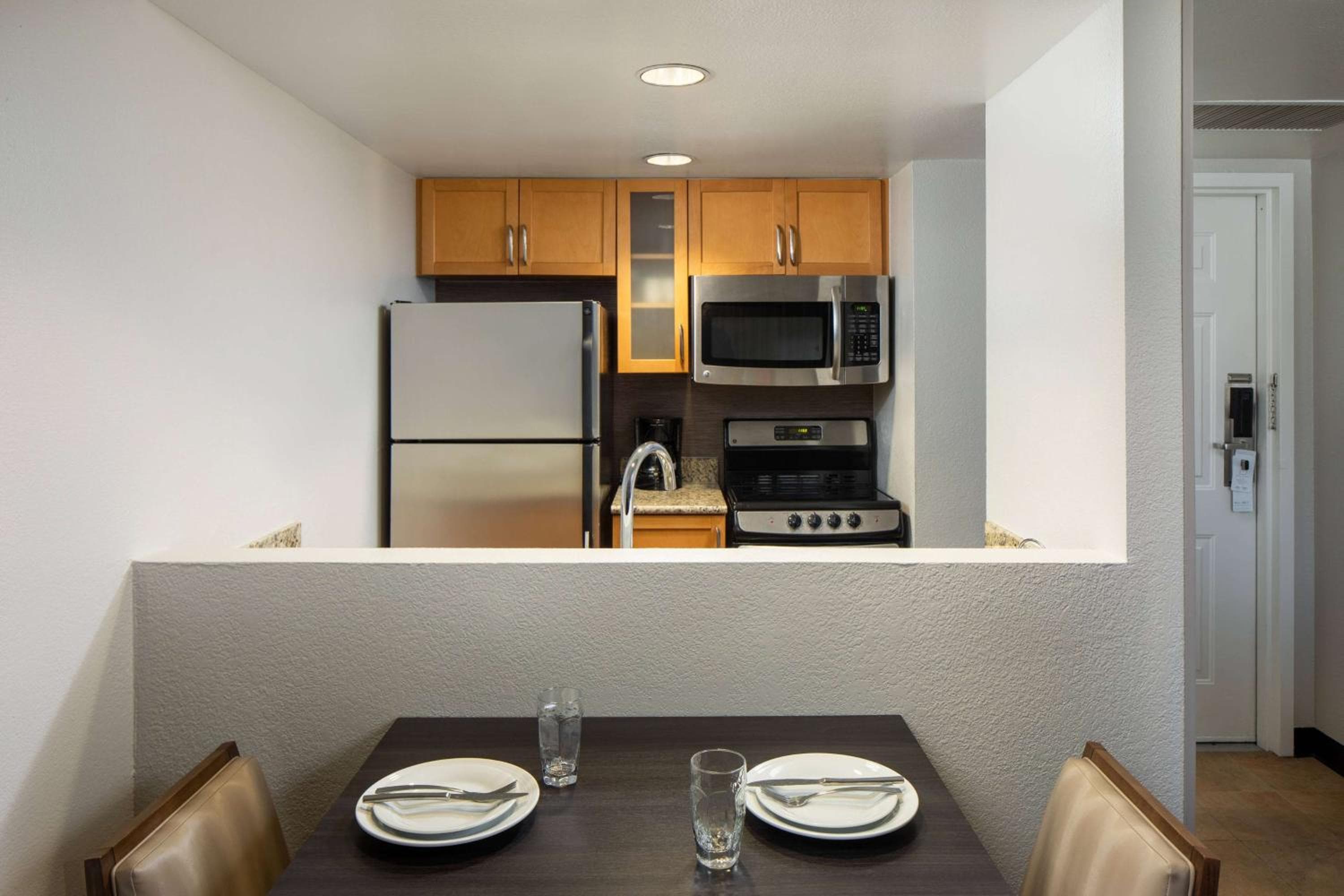 Sonesta ES Suites Carmel Mountain - San Diego