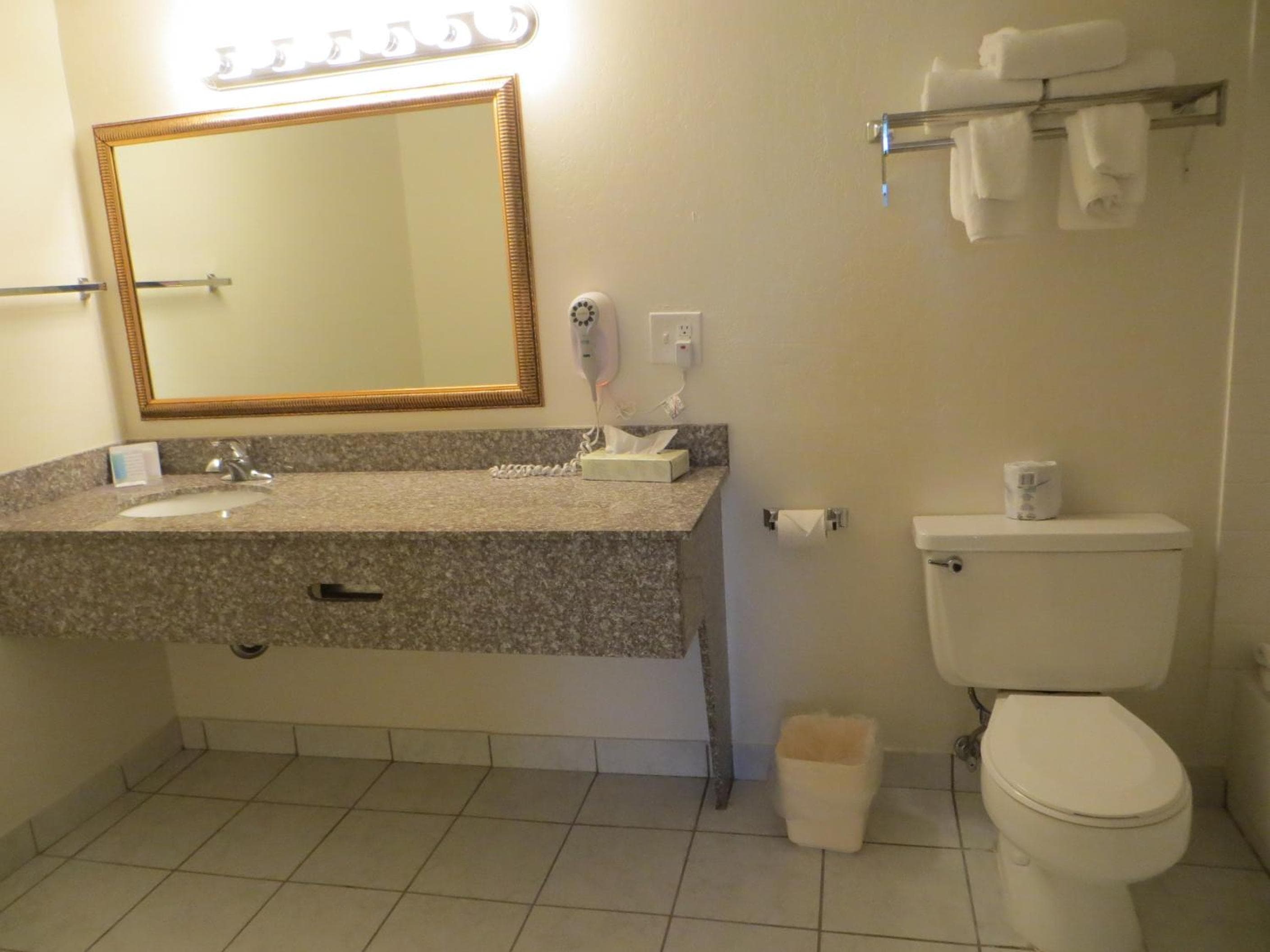 Days Inn by Wyndham Cave City