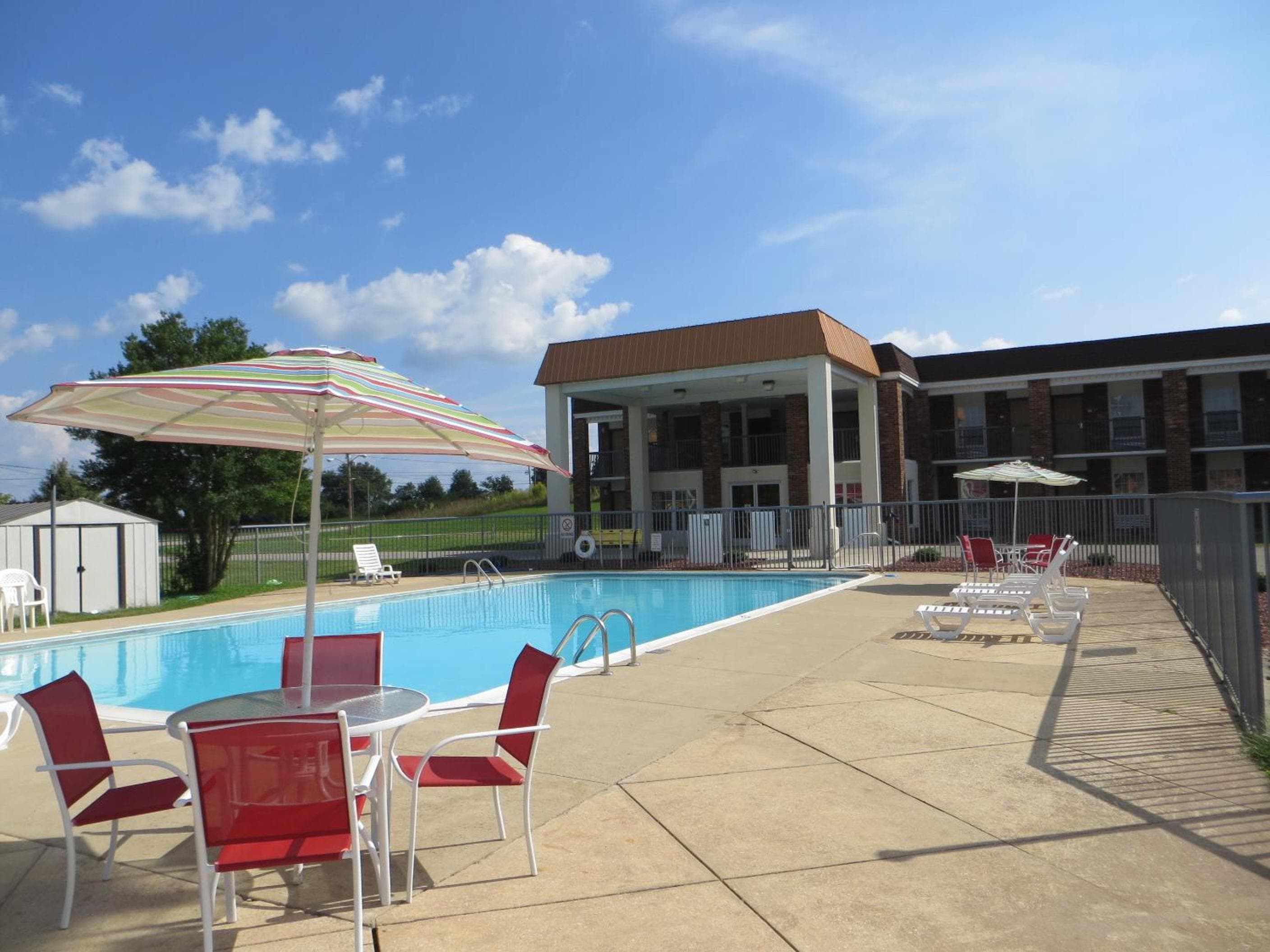 Days Inn by Wyndham Cave City