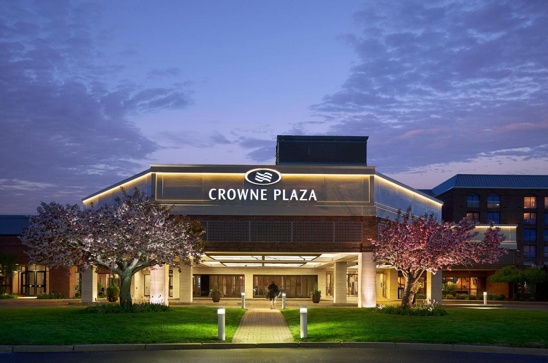 Crowne Plaza Providence-Warwick (Airport) by IHG
