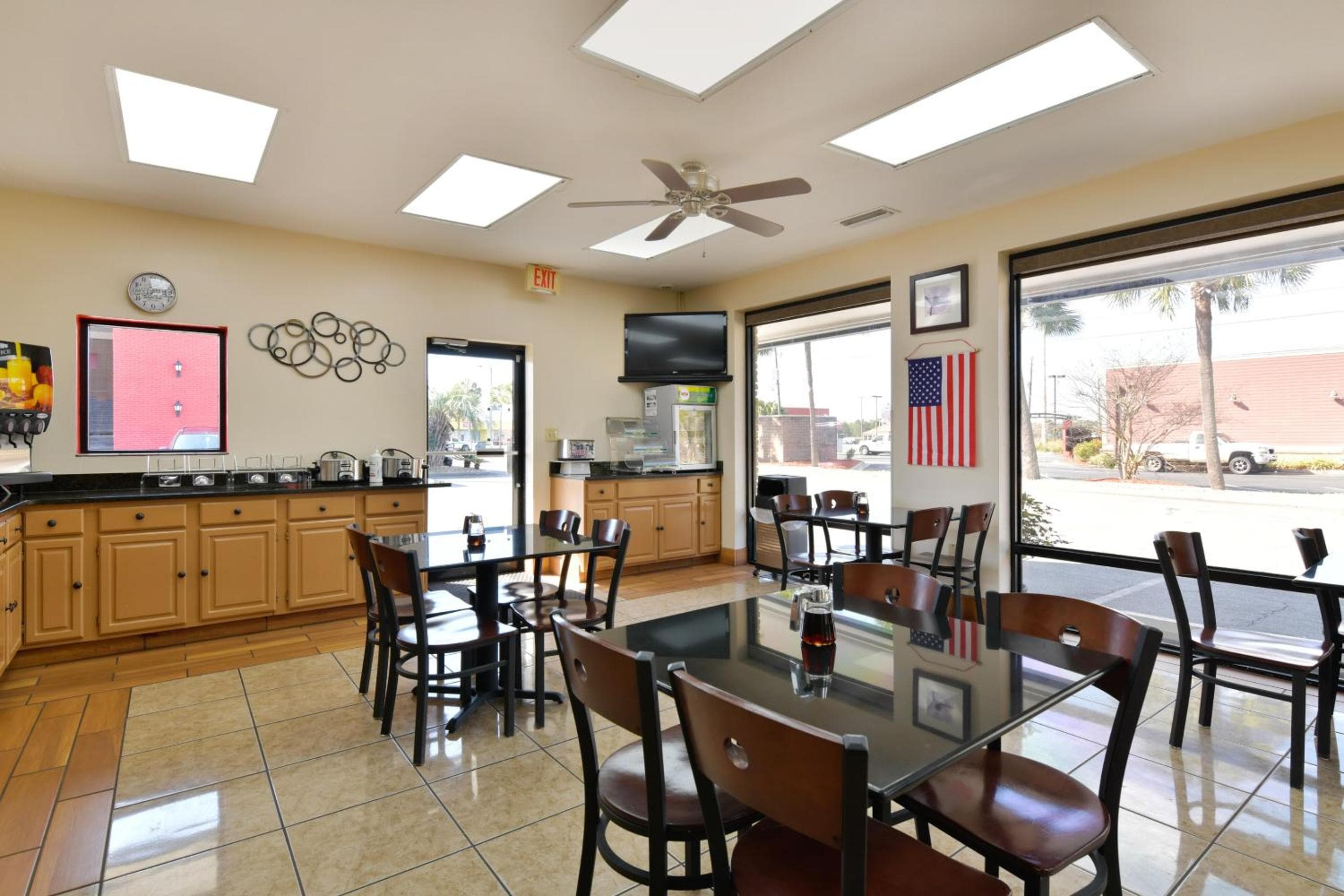 OYO Hotel Lake Park-Valdosta I-75, Exit 5