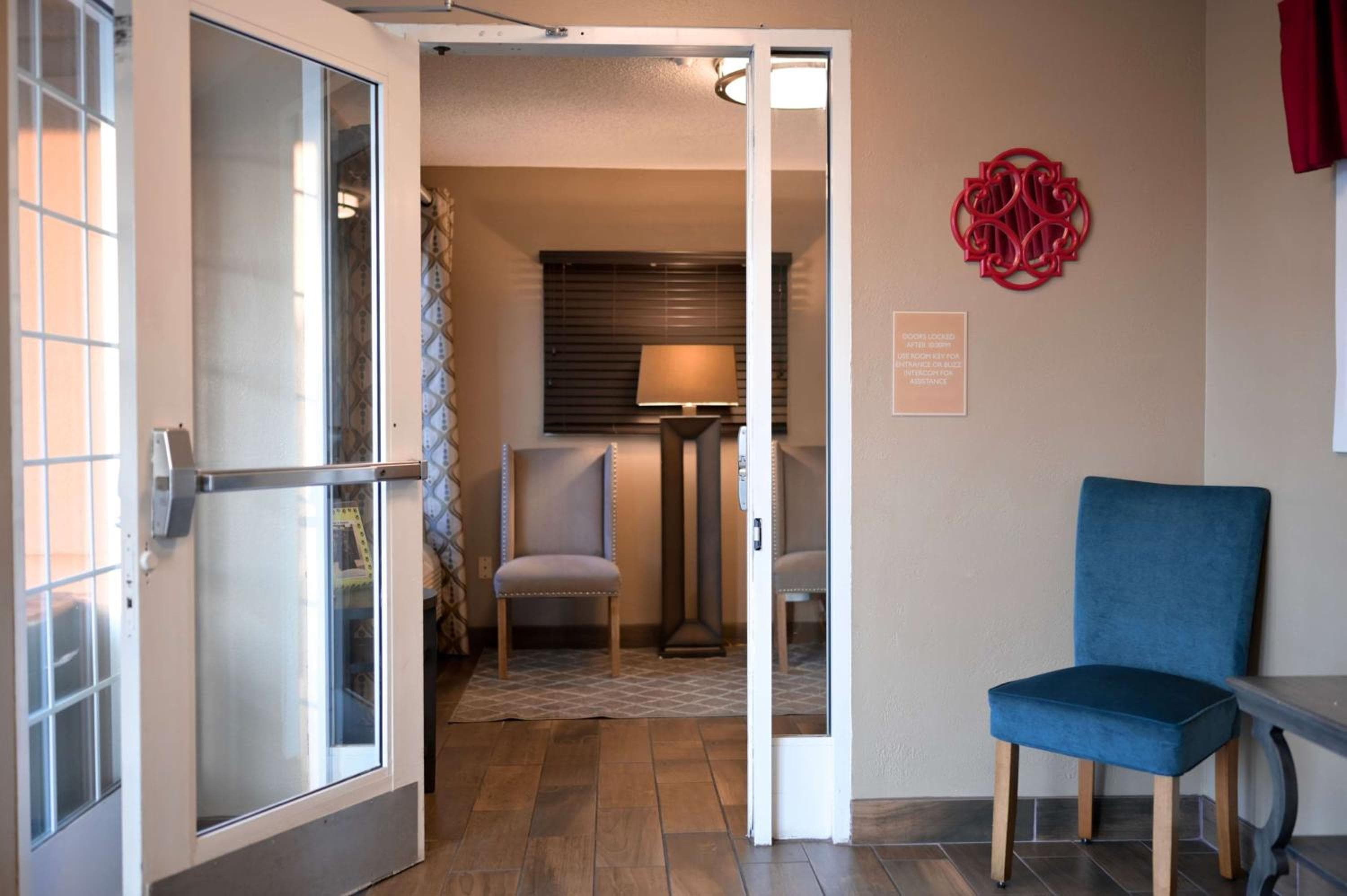 Sonesta Simply Suites Clearwater St Petersburg