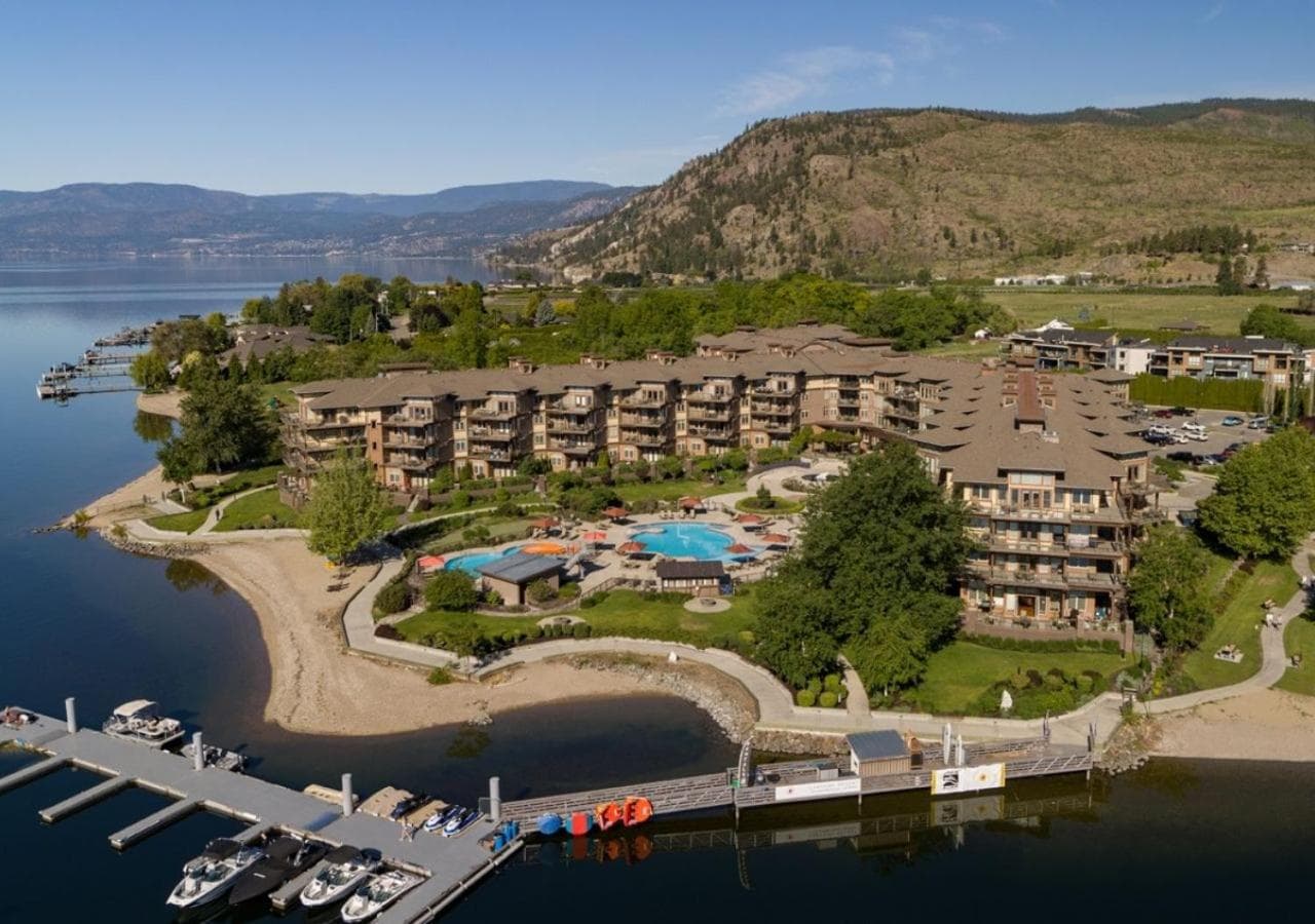 The Cove Lakeside Resort