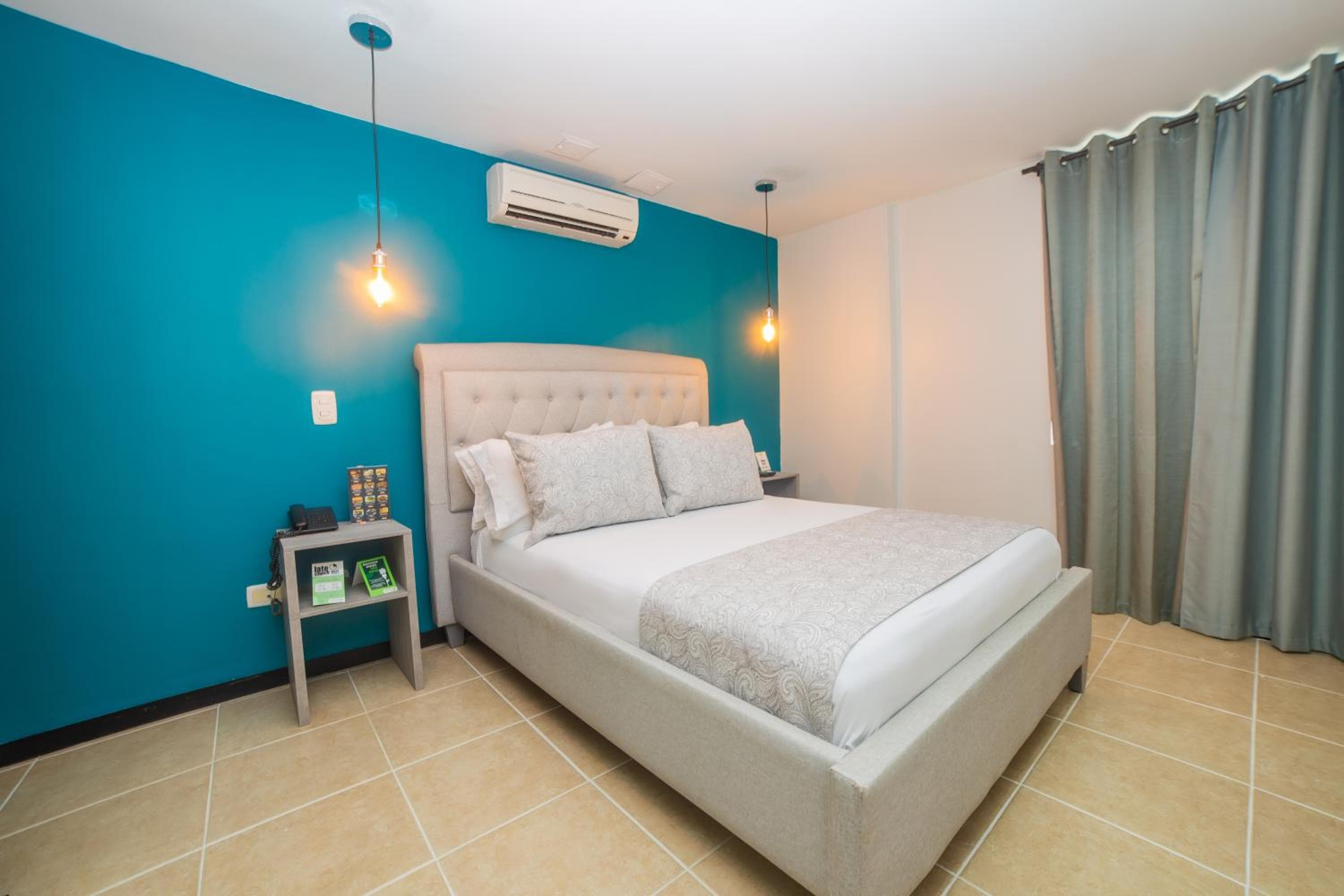 Greenview Medellin By St Hoteles