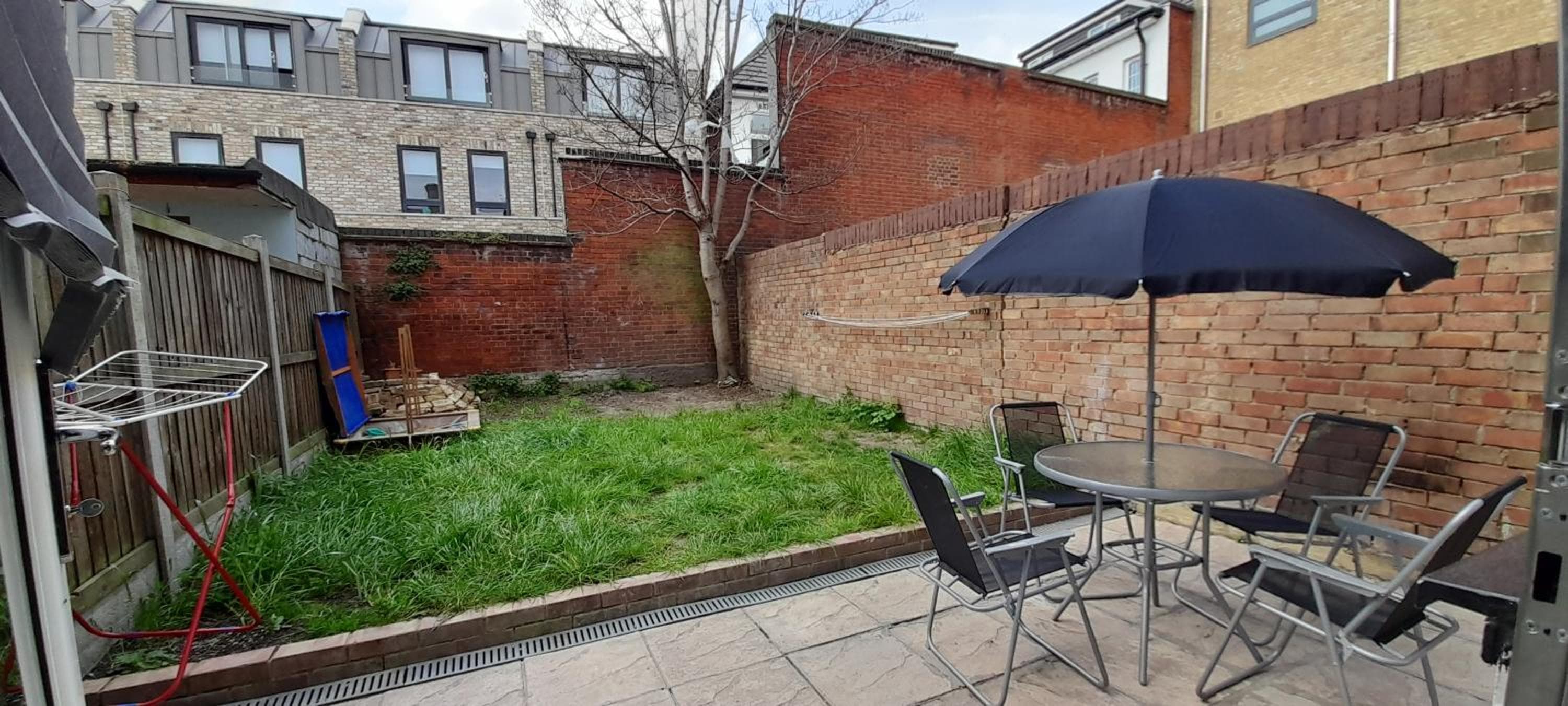 outdoor bbq area