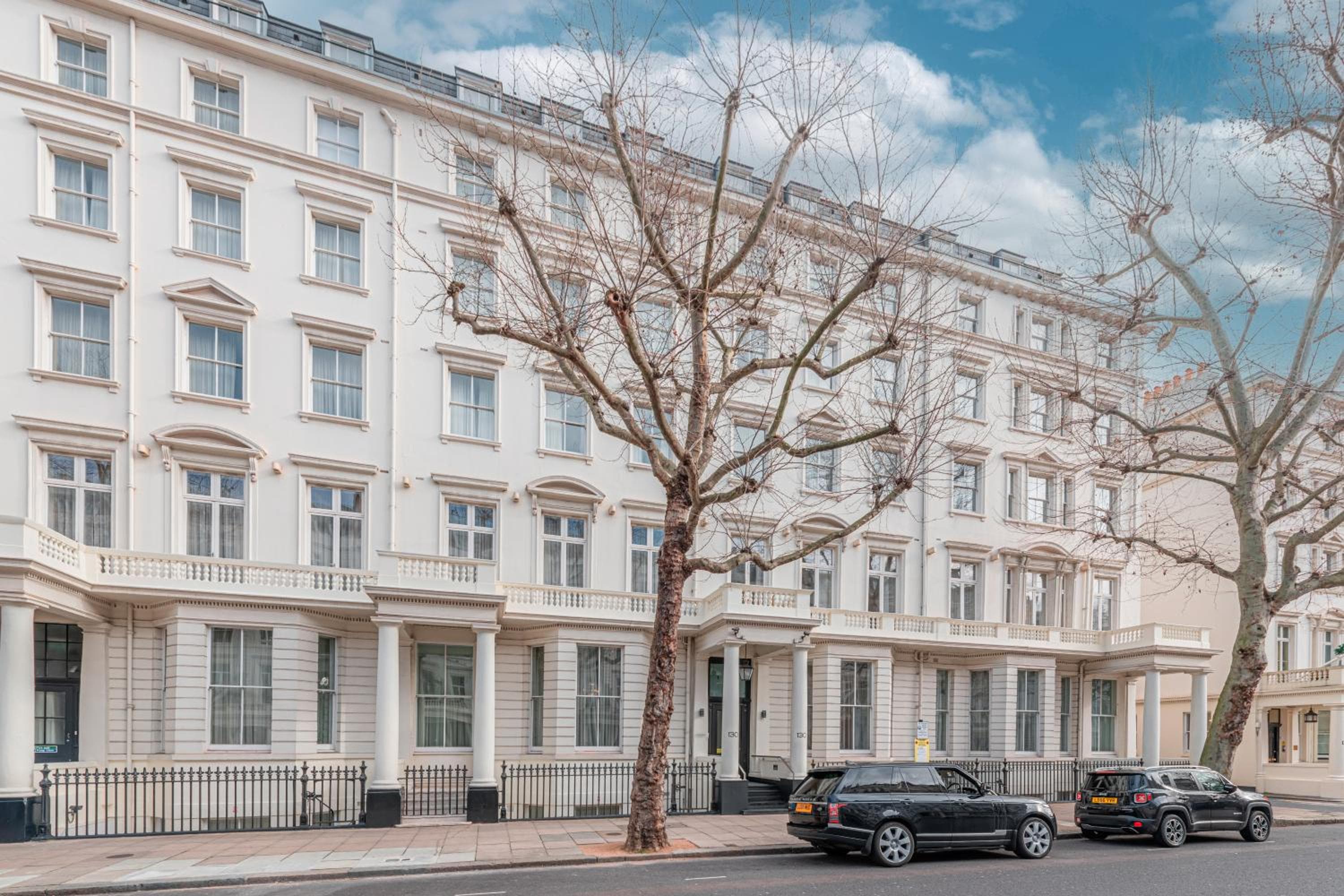 130 Queen's Gate Apartments