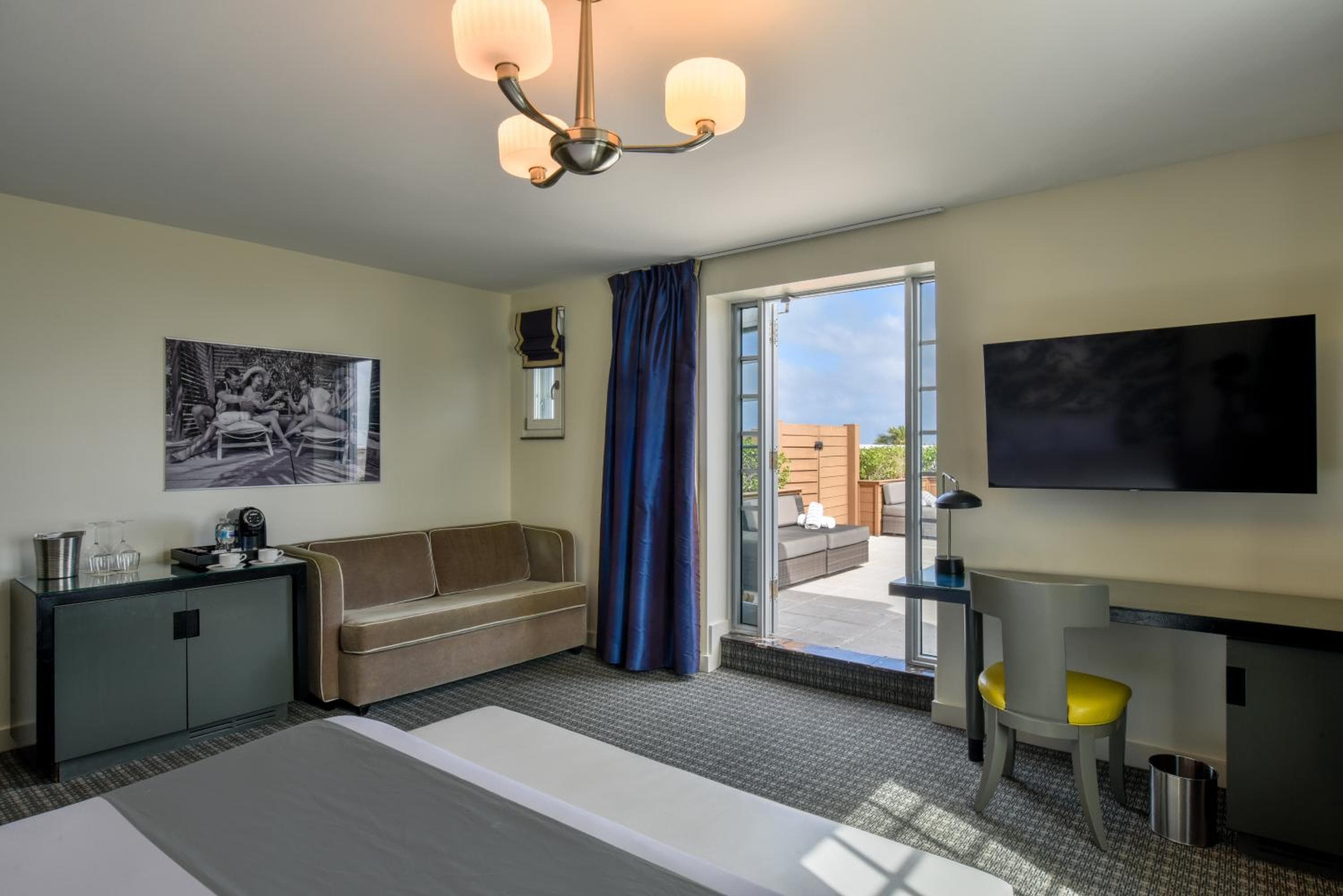Hotel Breakwater South Beach