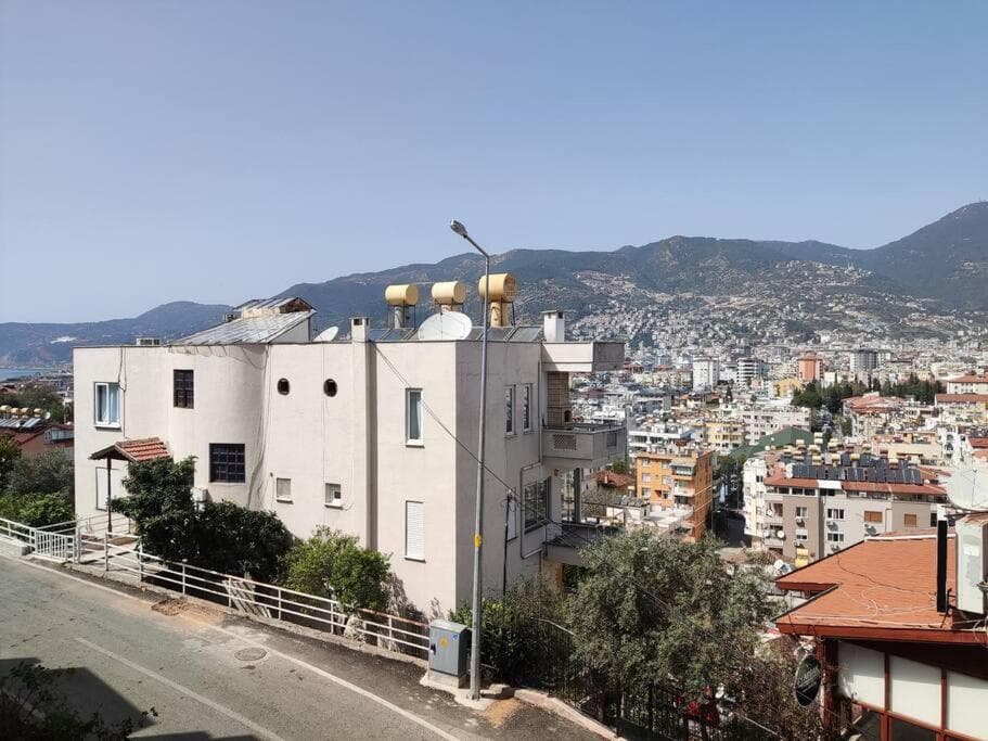 Duplex House on the Castle Road with a Seaview