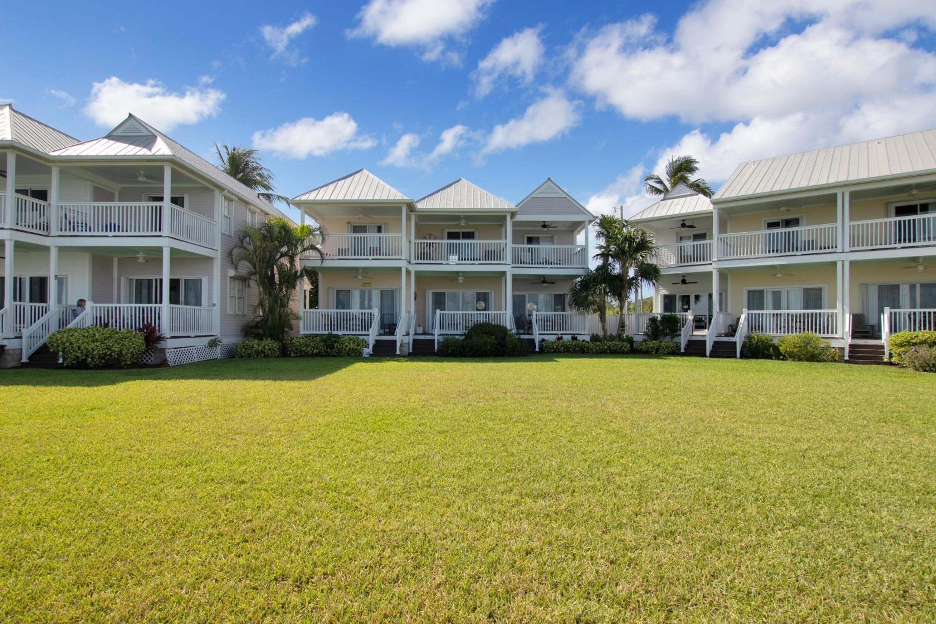 Majestic Marina Villa- 2 bedroom Village at Hawks Cay