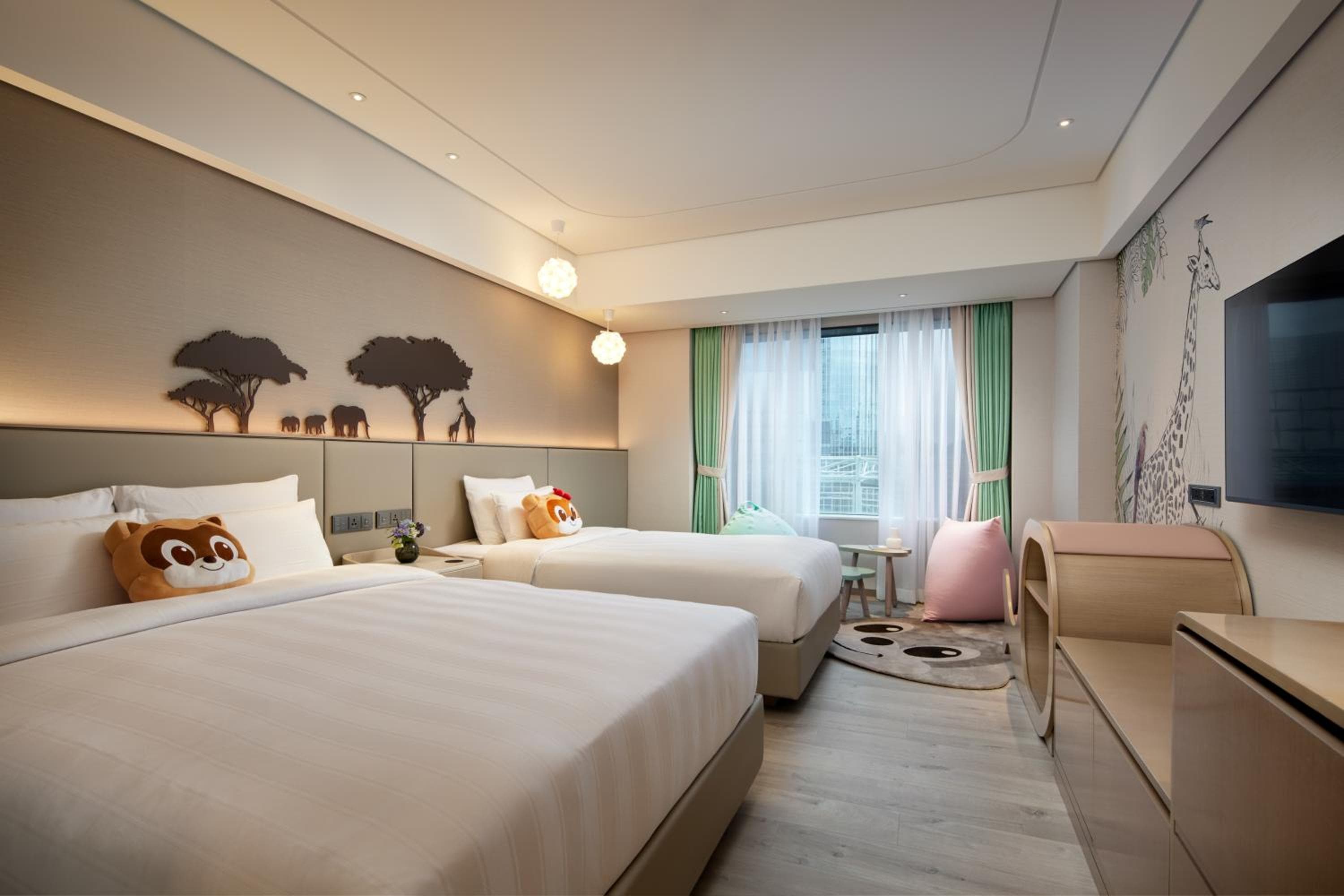 Lotte Hotel World