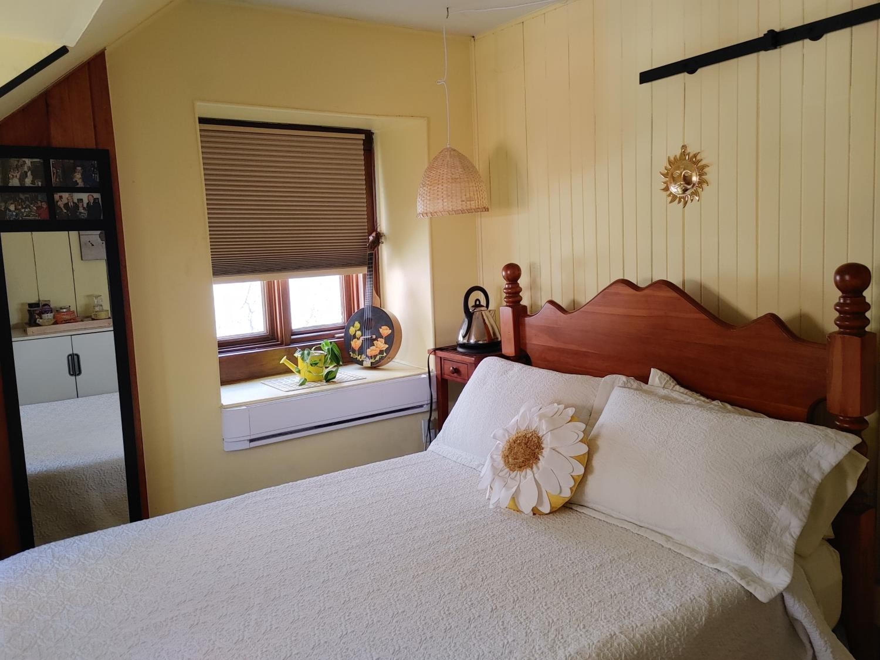 Guesthouse Refuge du Poète Montreal-Longueuil