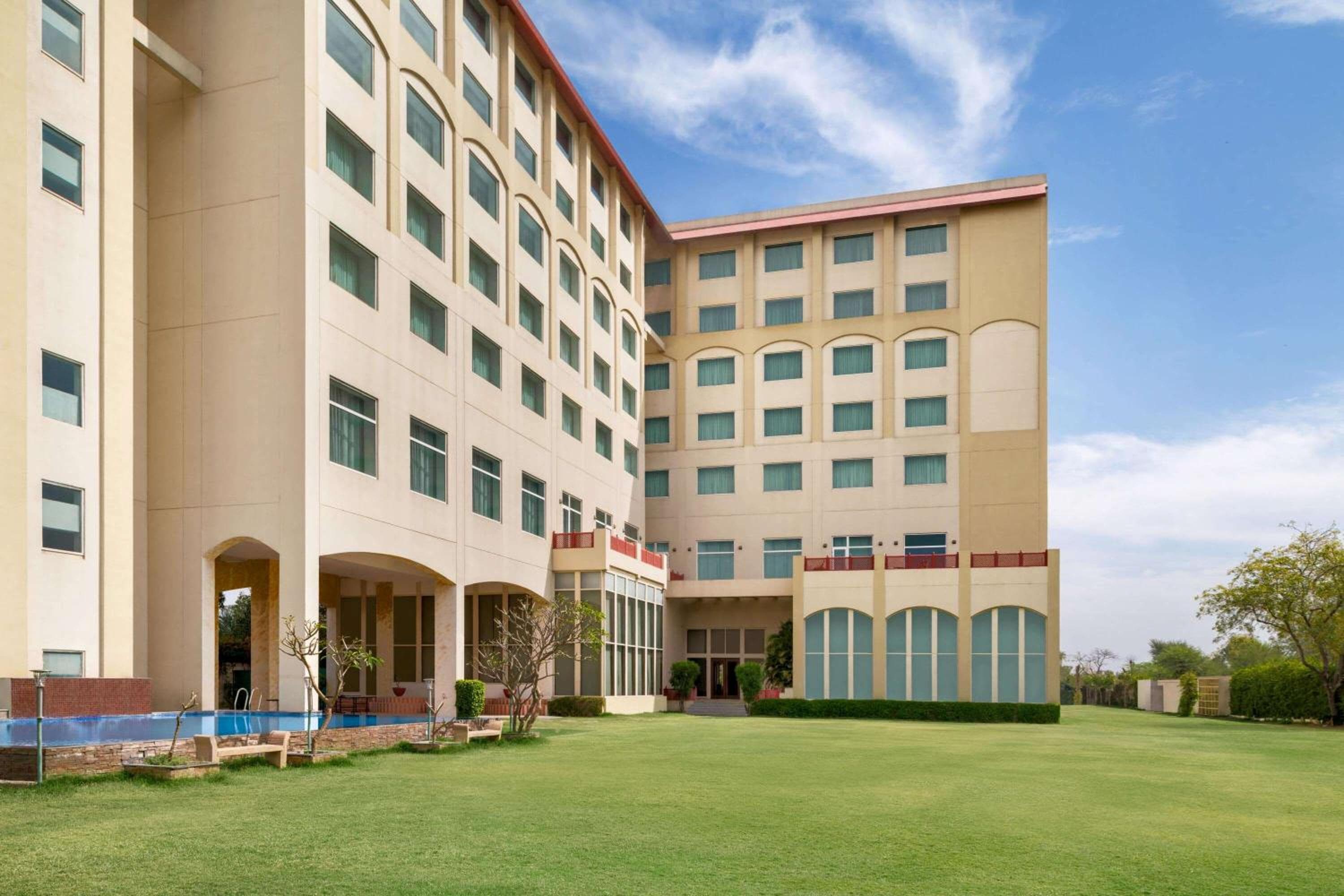 Ramada by Wyndham Jaipur Jaisinghpura
