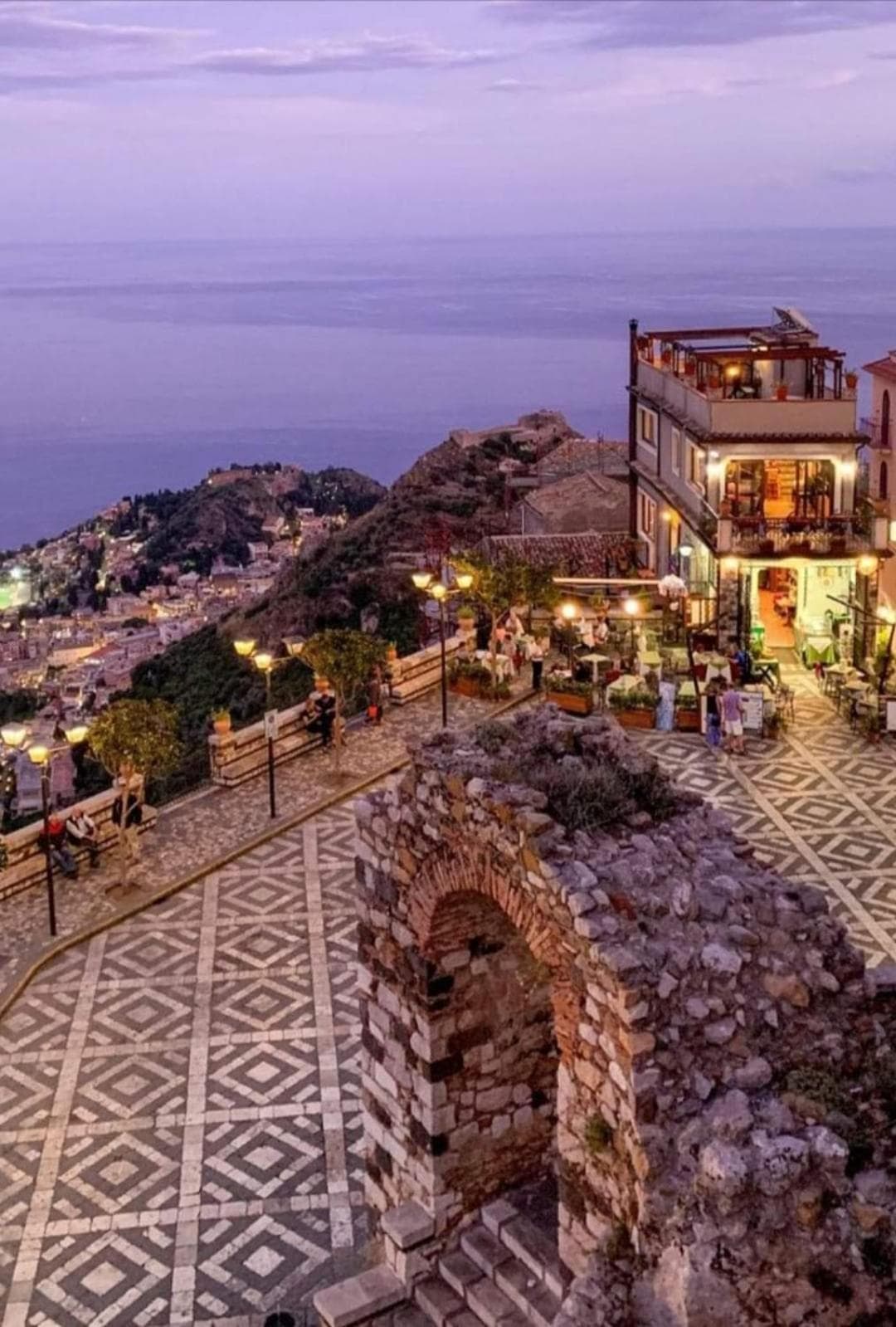 Sebastian house casa vacanze giardini Naxos