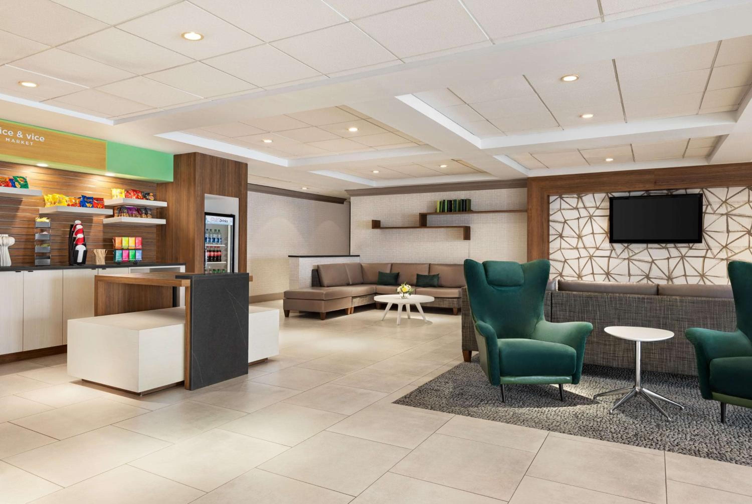 Garner Hotel Totowa by IHG