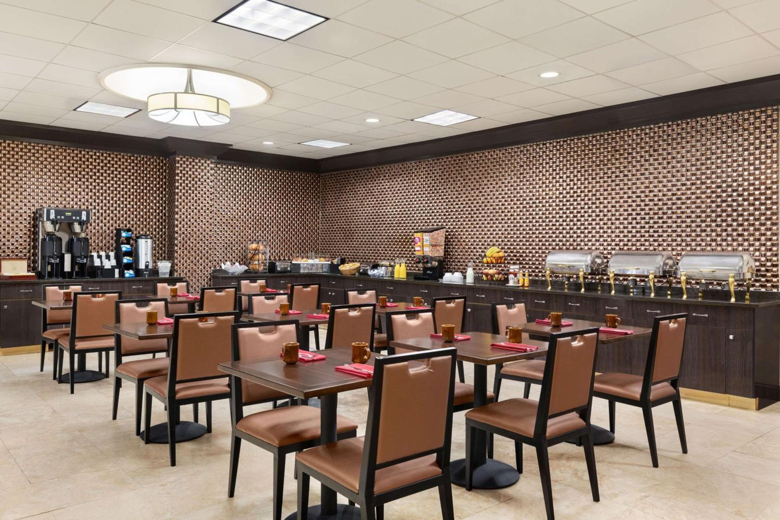 Garner Hotel Totowa by IHG