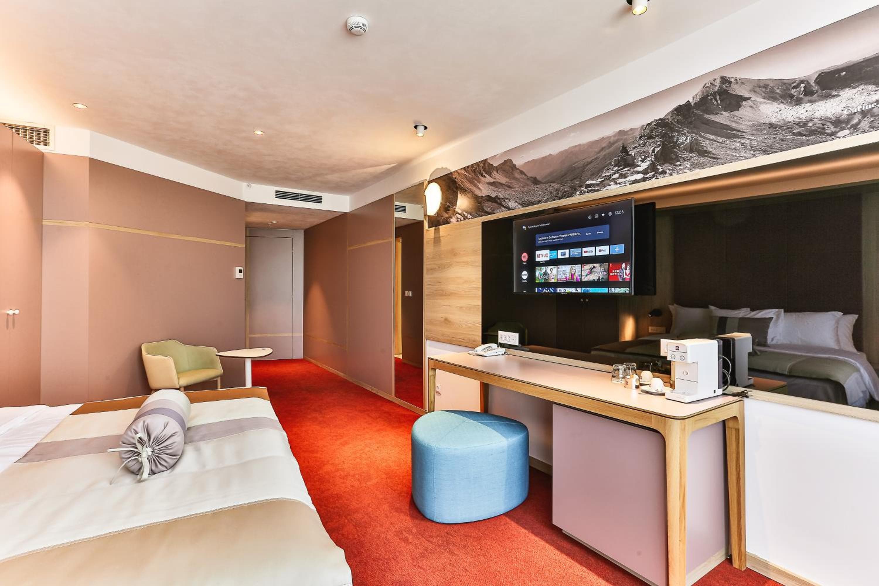 Carine Hotel Centar