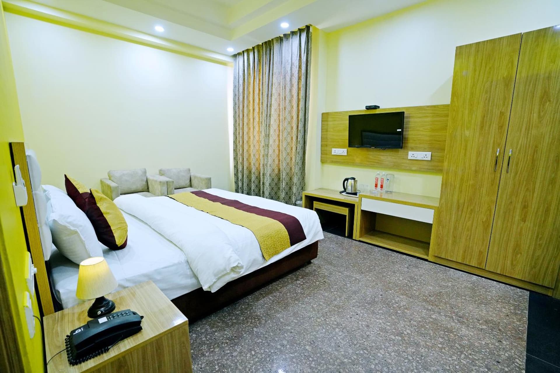 Hotel SKS Grand Palace-Vrindāvan