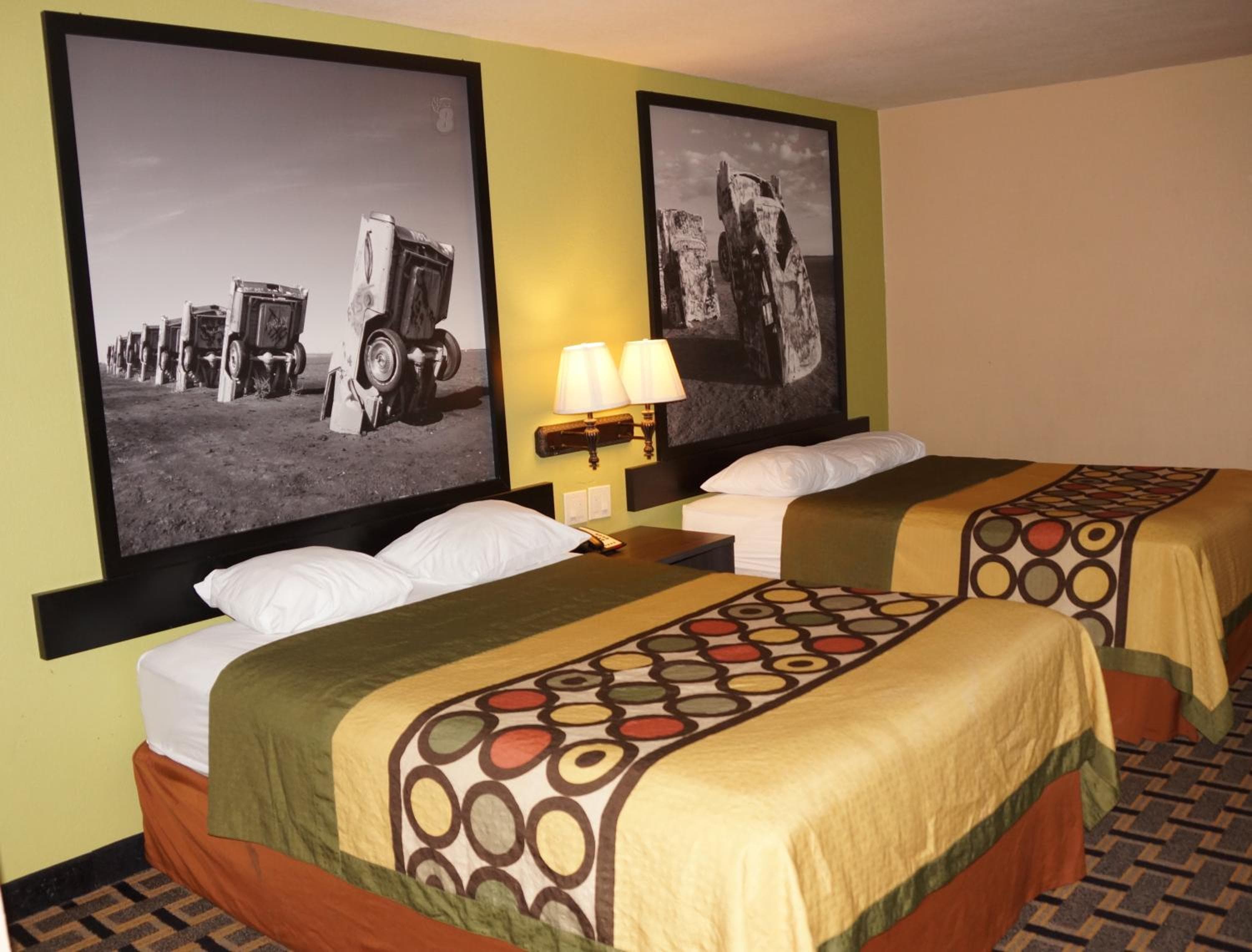 Super 8 by Wyndham Farmers Branch/North Dallas