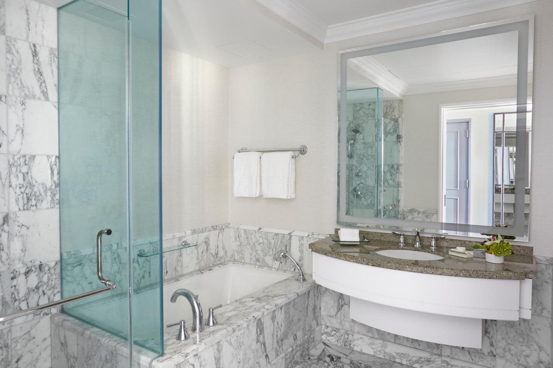 Beverly Wilshire, Beverly Hills, A Four Seasons Hotel