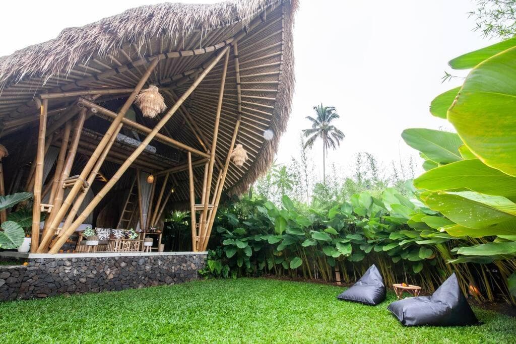 Balikayanas Bamboo House - Miggiell House