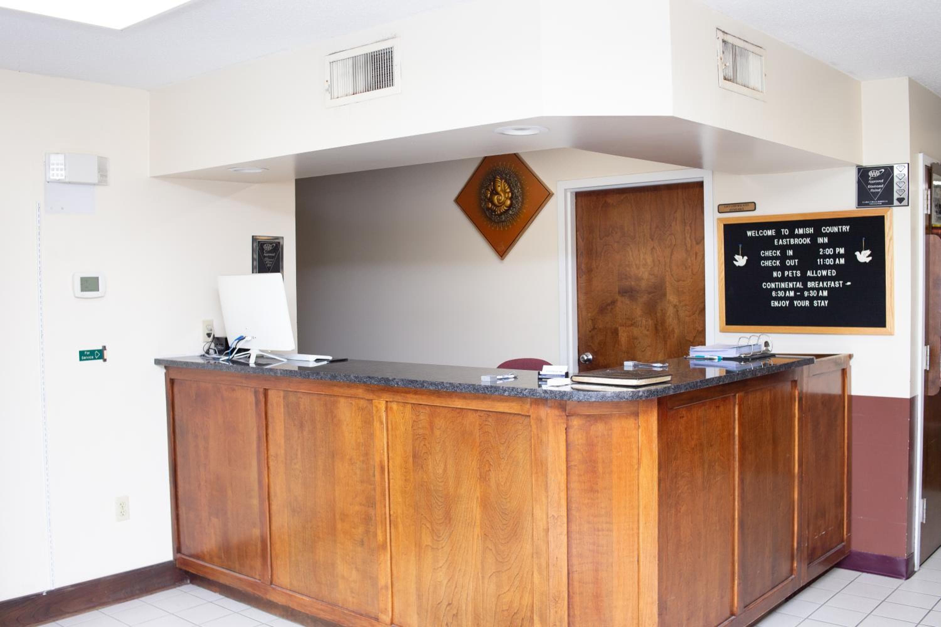 Eastbrook Inn