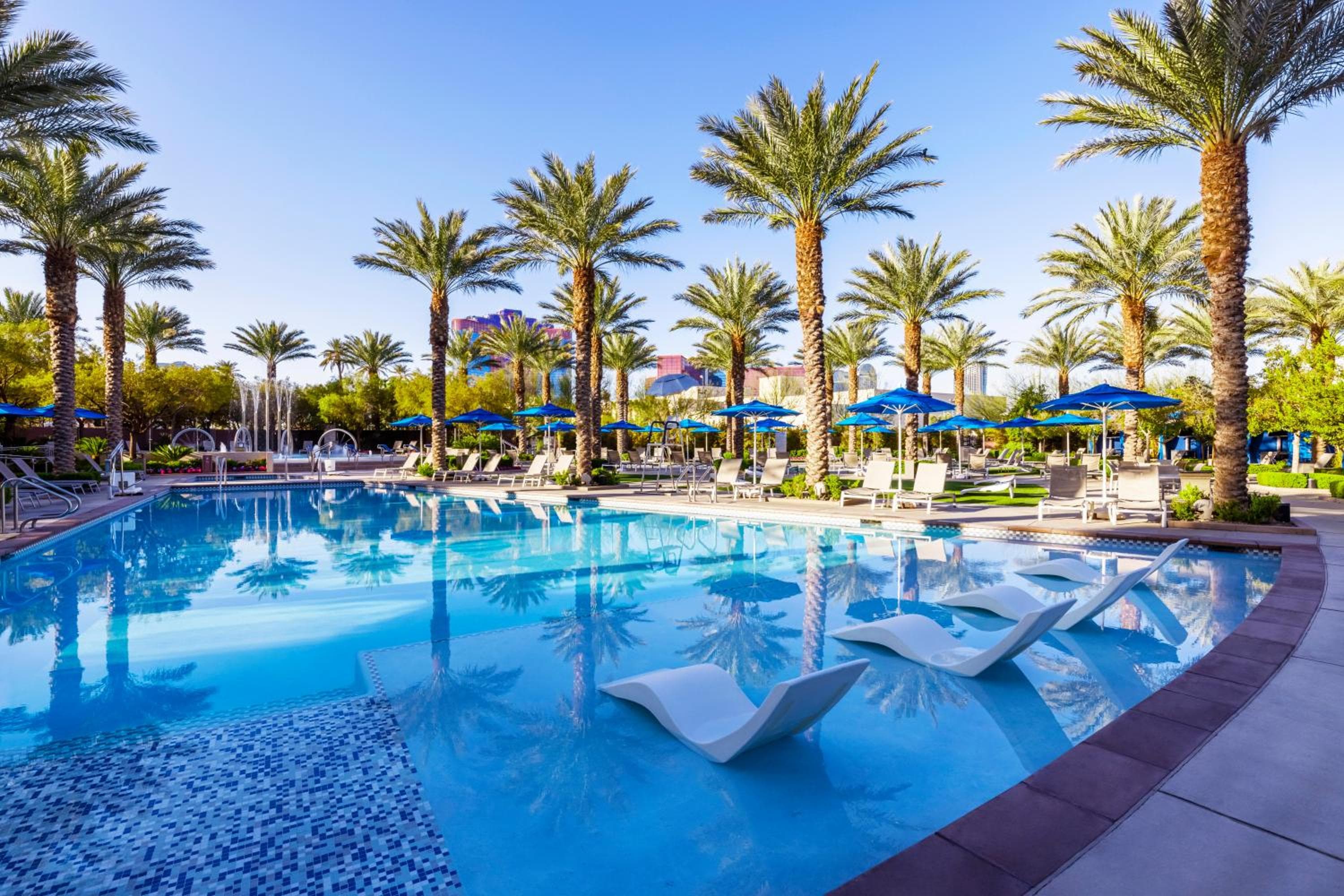 Club Wyndham Desert Blue