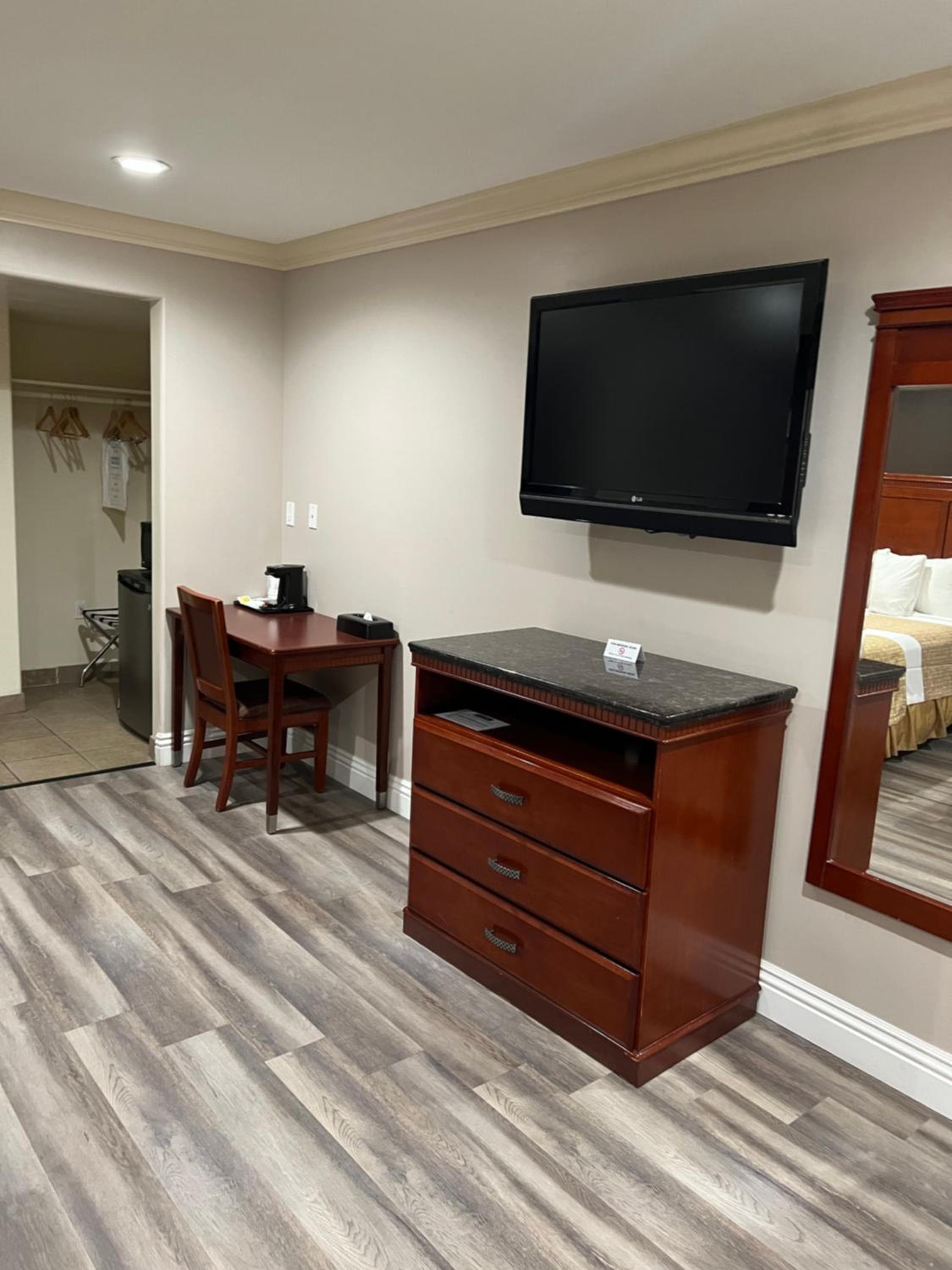 Travelodge by Wyndham Brea