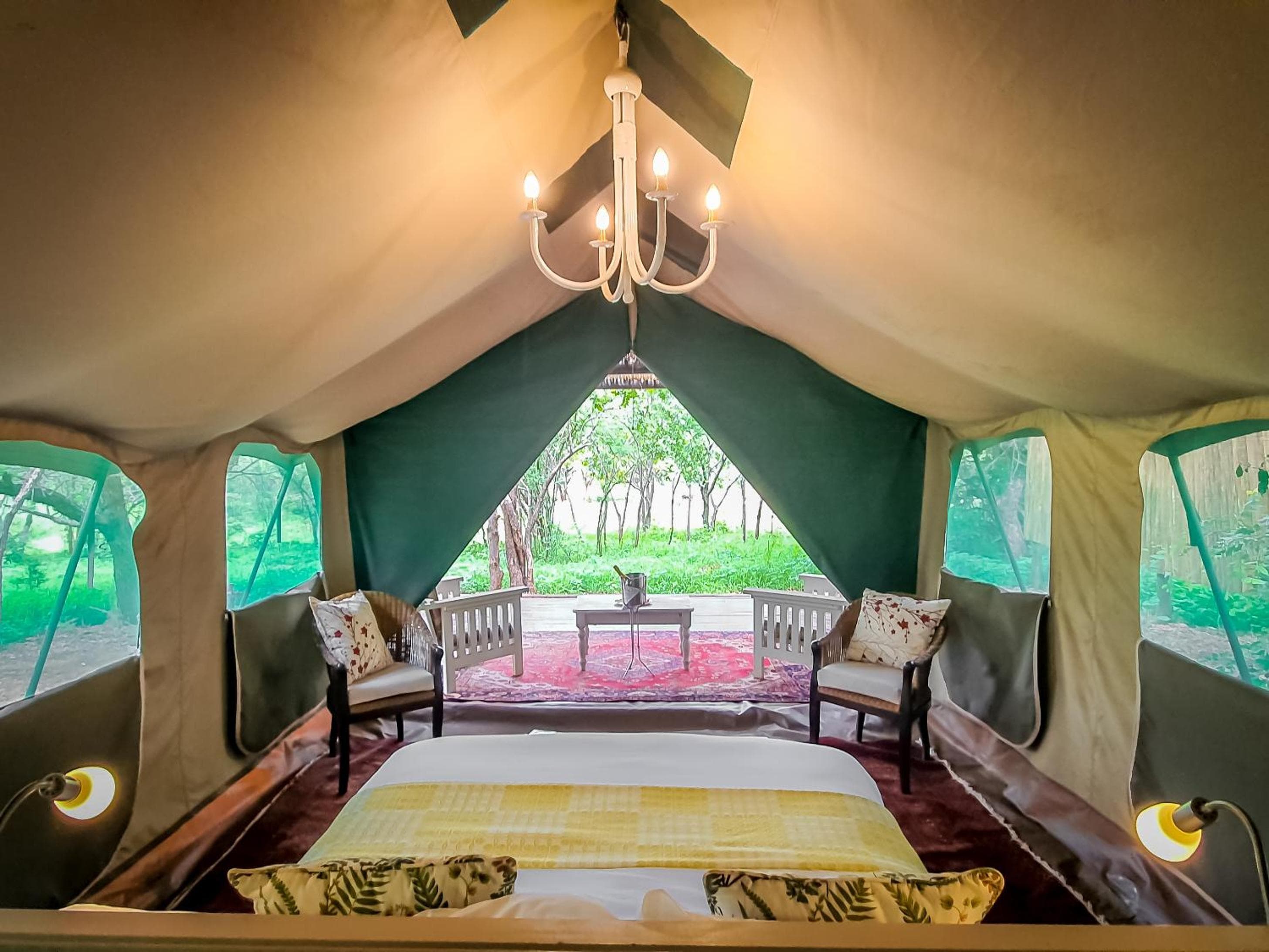 Khaya Ndlovu Safari Manor
