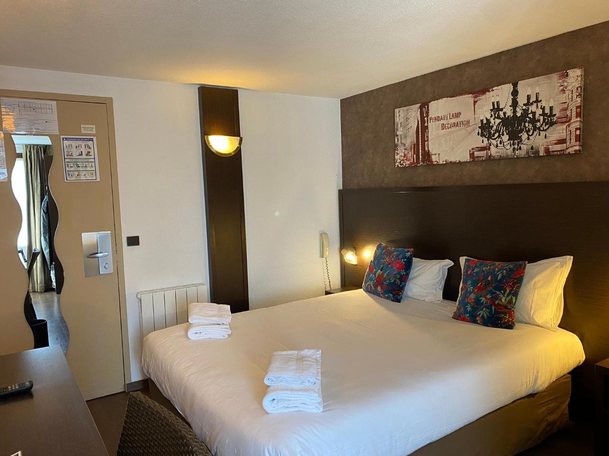 SHELDER Hôtel - CHERBOURG EN COTENTIN - Equeurdreville
