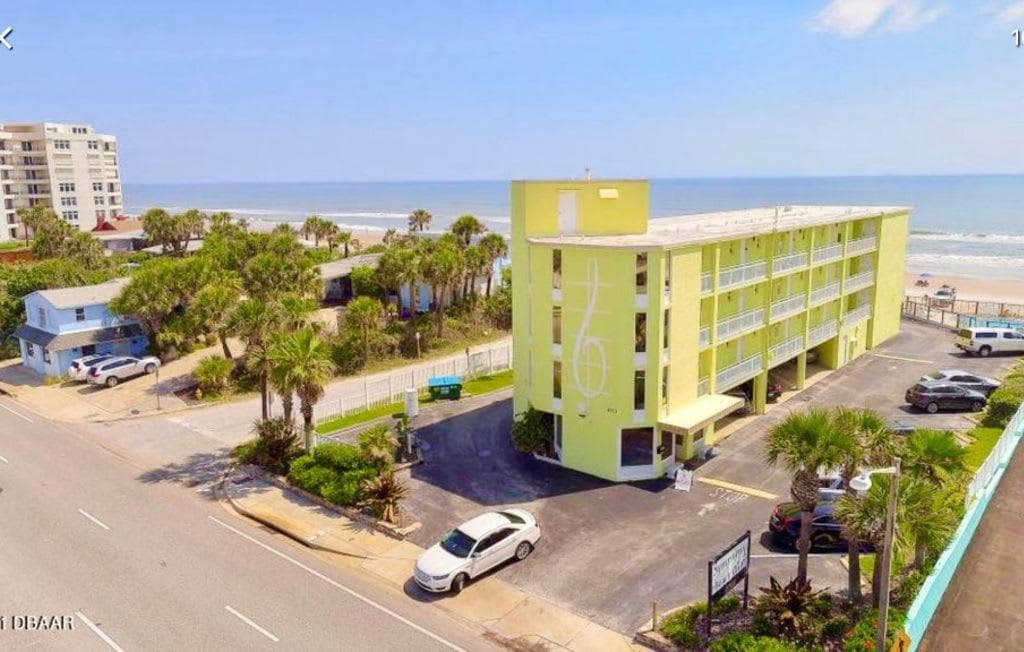 Absolute Beach - Sea View at Symphony Beach Club!
