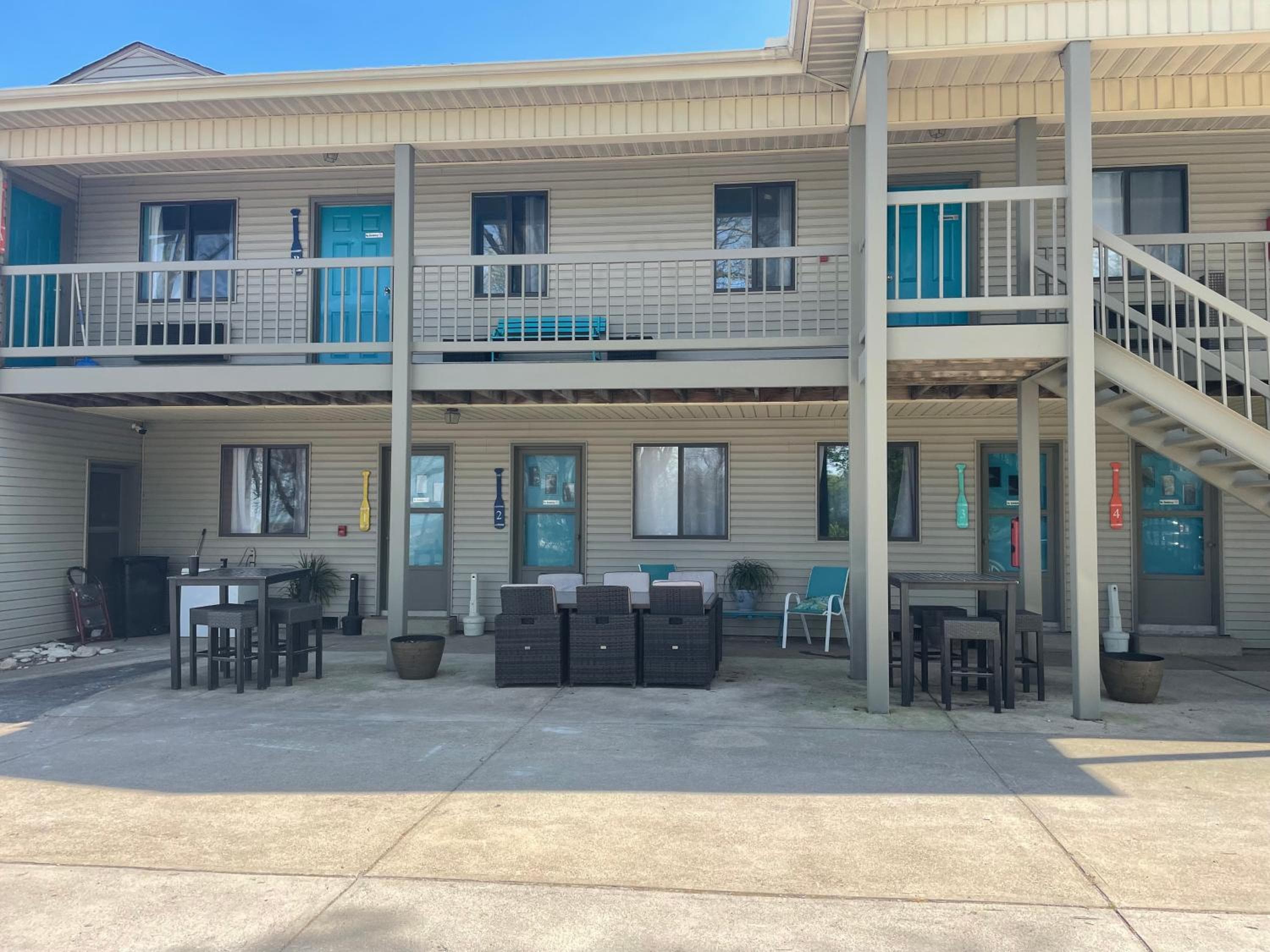 Lake Point Motel