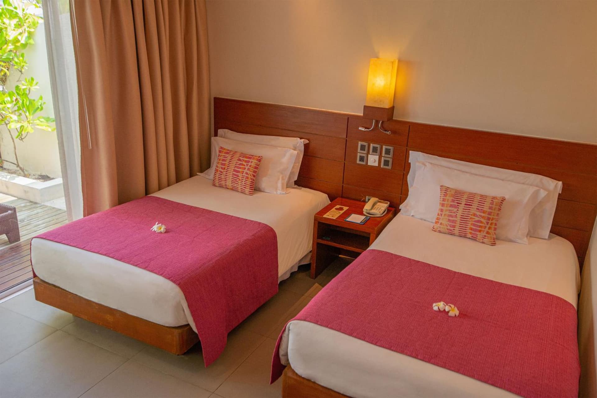 Centara Ras Fushi Resort & Spa Maldives - Stay 4 nights or more and enjoy 40 percent off Speedboat transfers, valid for stays from 6 Apr to 30 Sep 2026