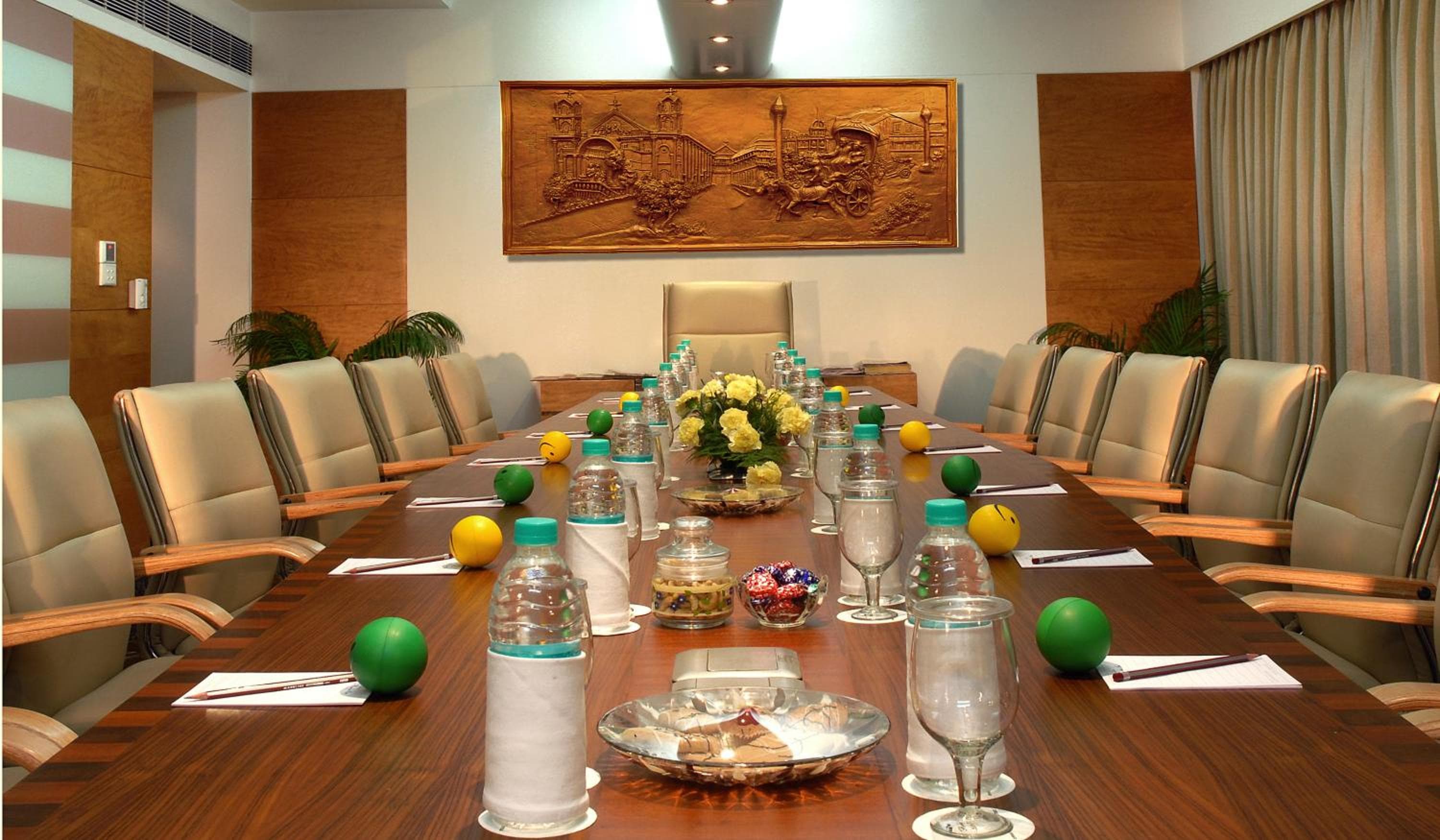Peerless Hotel Kolkata