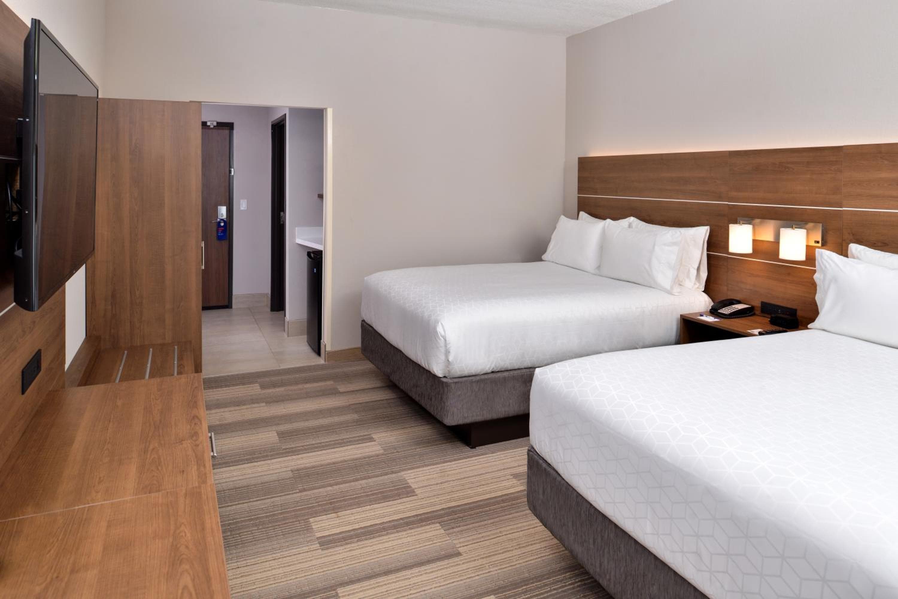 Holiday Inn Express Melbourne West by IHG