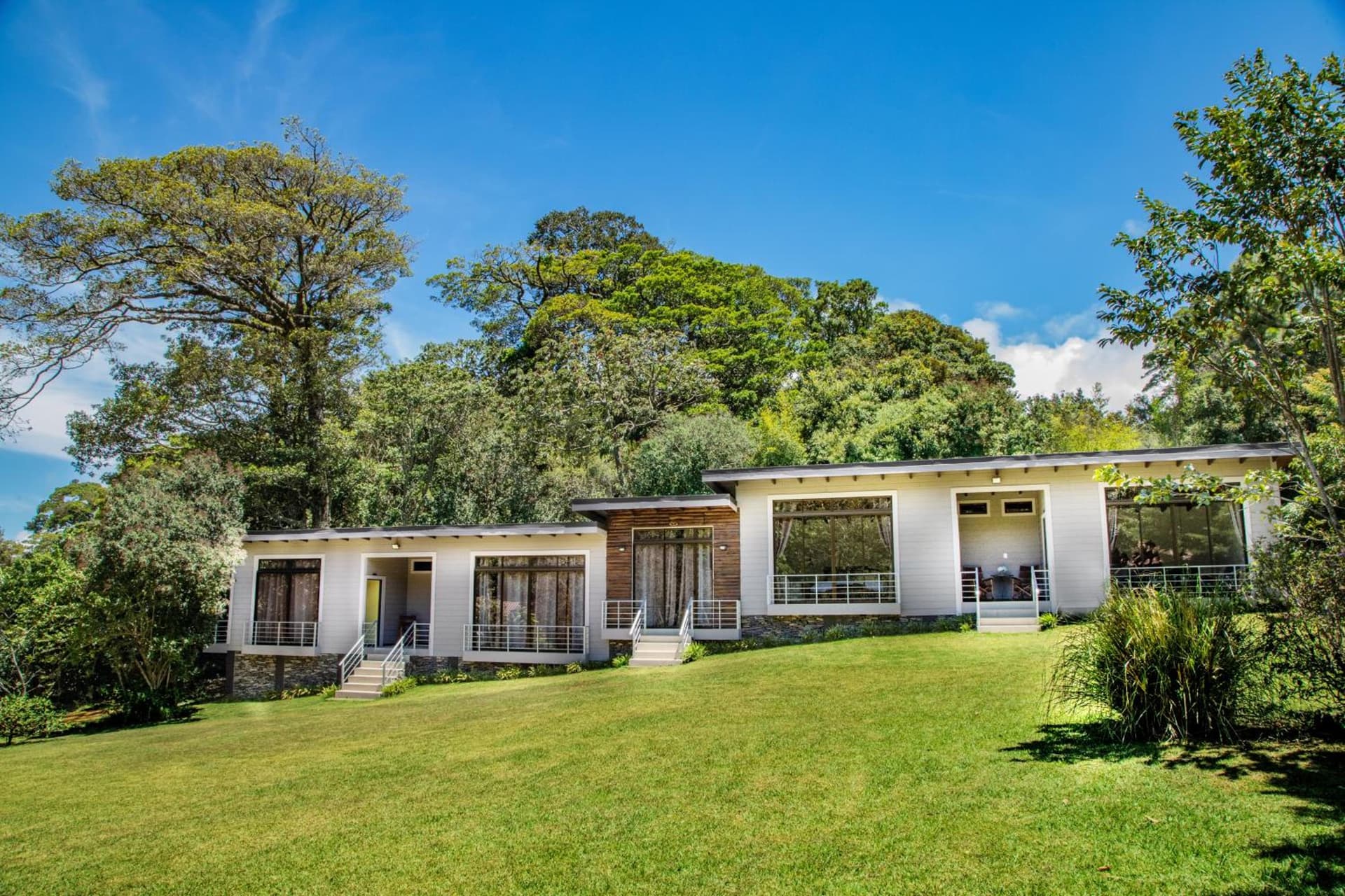 YerbaBuena Lodge