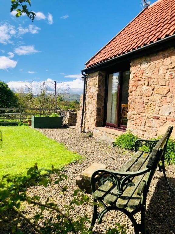Gorton House and Cottages