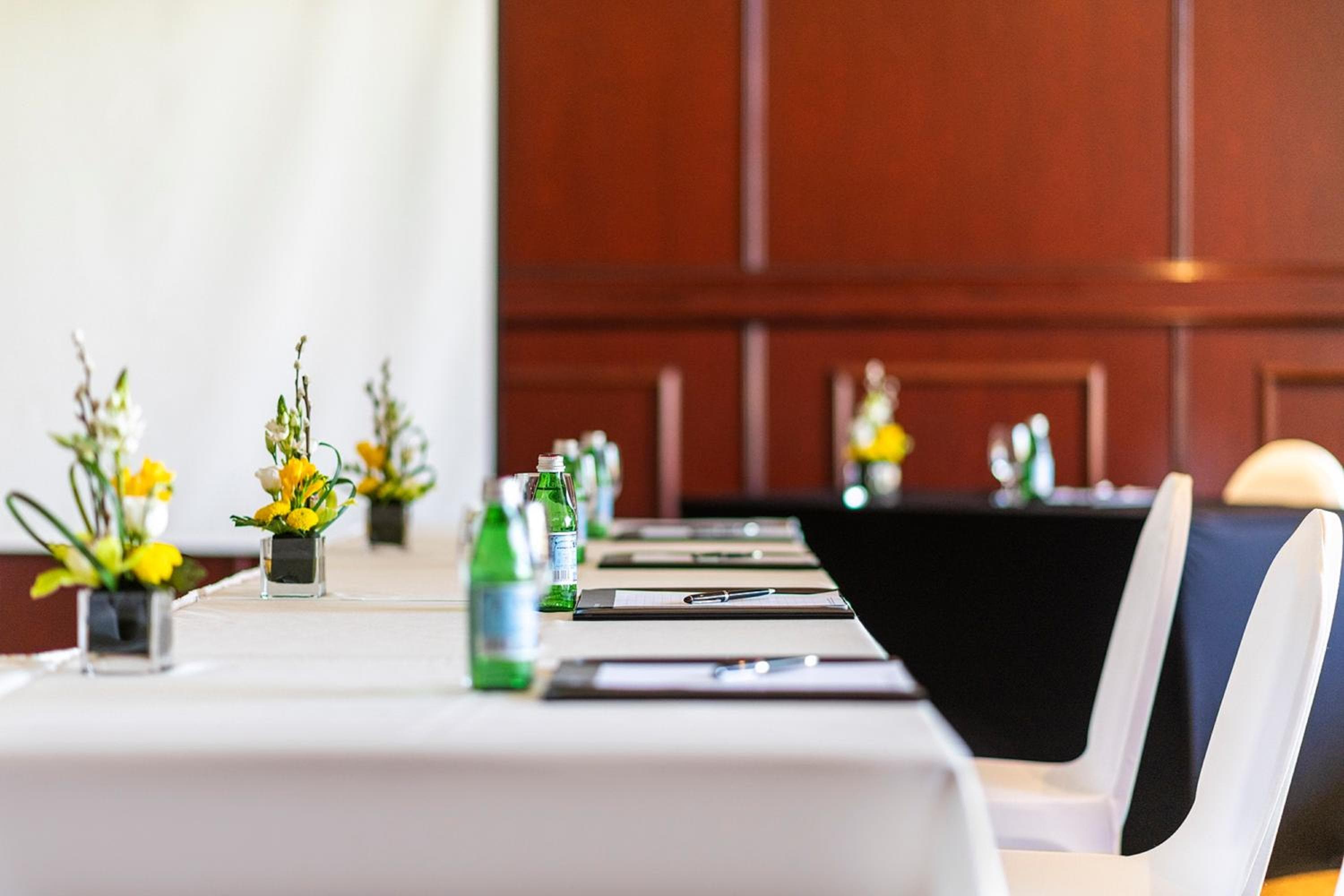 meeting & event spaces