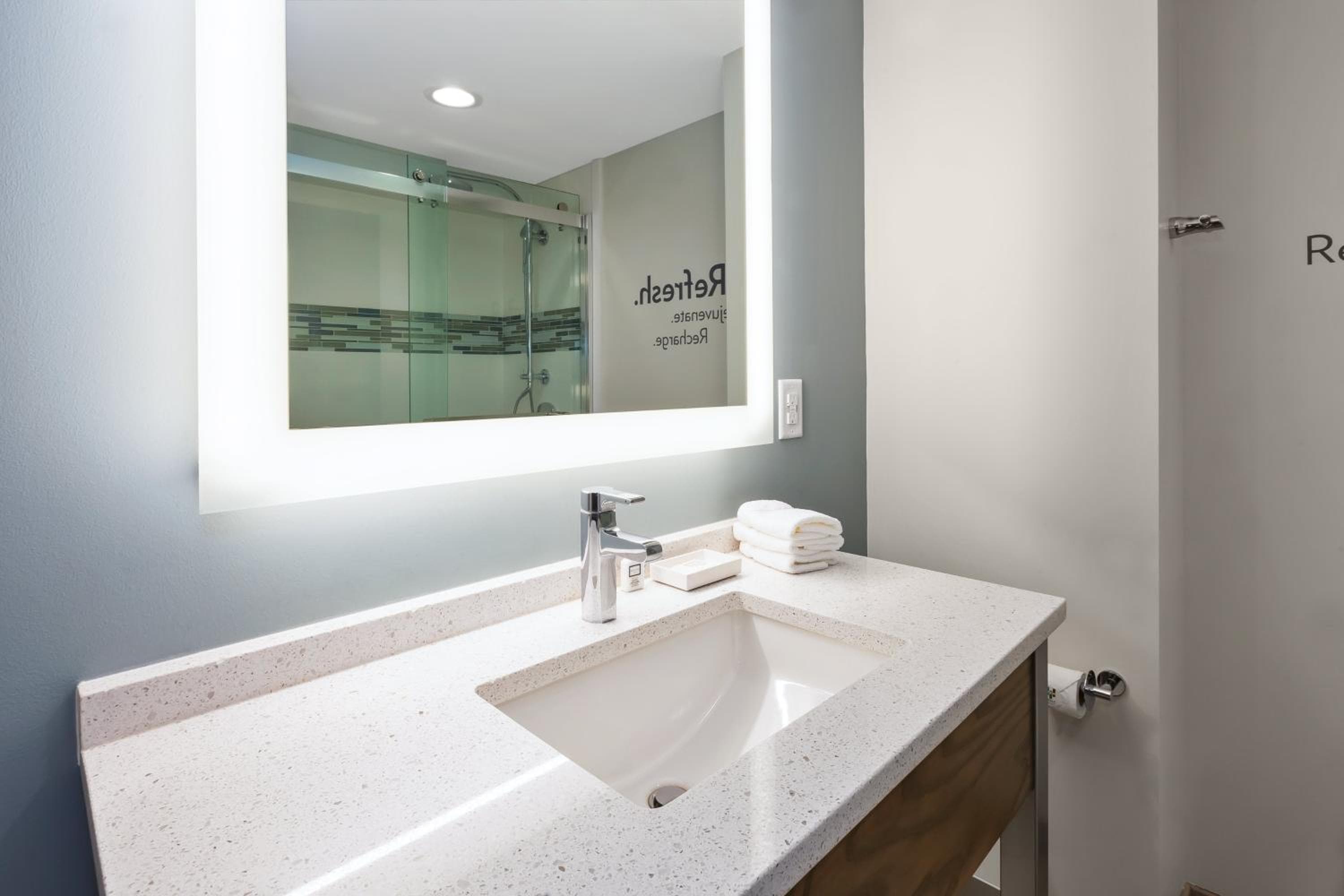 EVEN Hotel Ann Arbor S - University Area by IHG