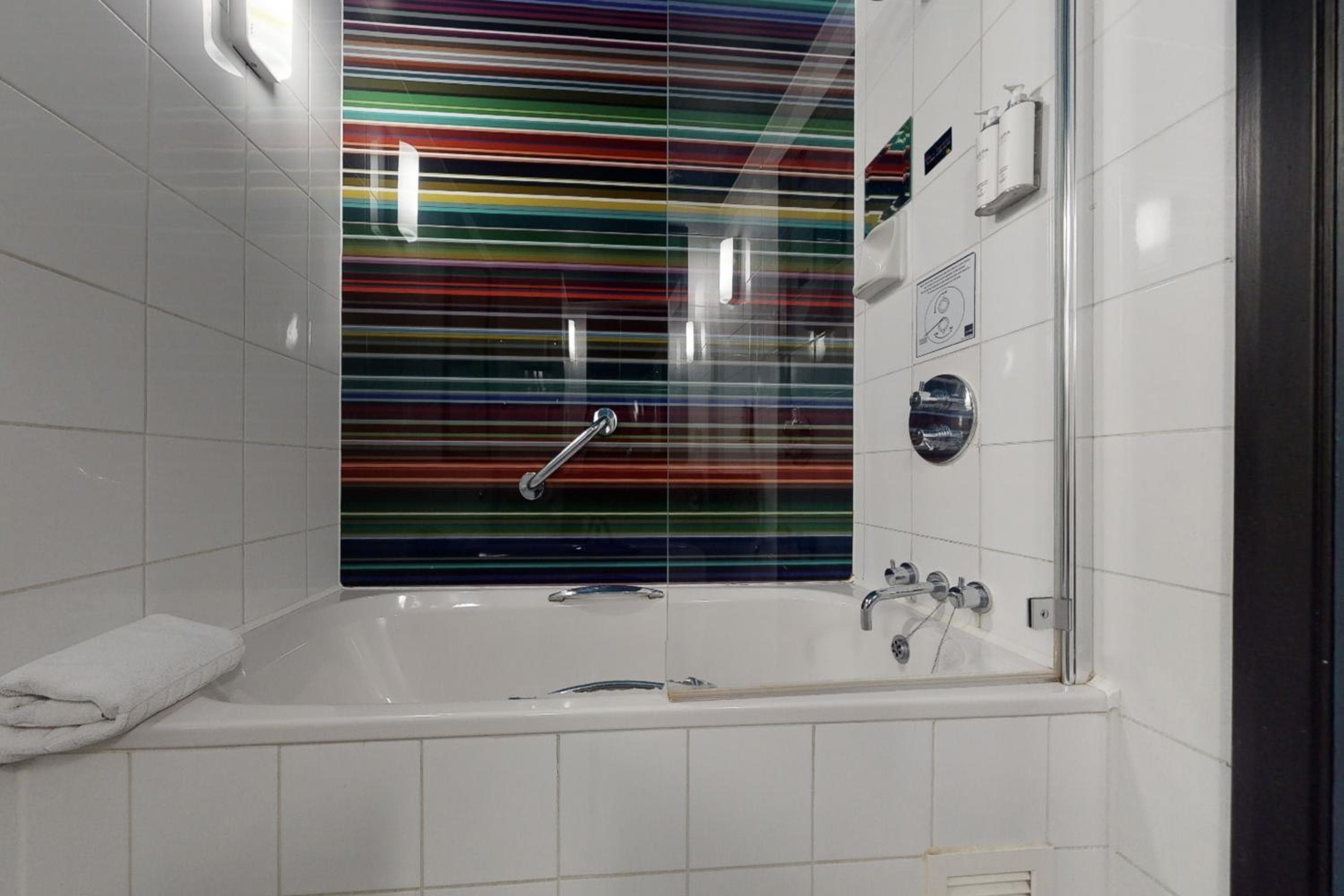 Village Hotel Swindon